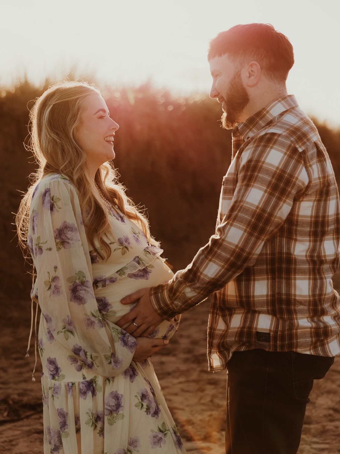 A moment before 2 become 3 🤎🤍🧡

Images so full of love, you never know about the nerves beforehand.

This is your sign to get your maternity sunset session locked in!

Scottish Maternity Photographer | Fife Photographer | Sunset Sessions | Fife Be