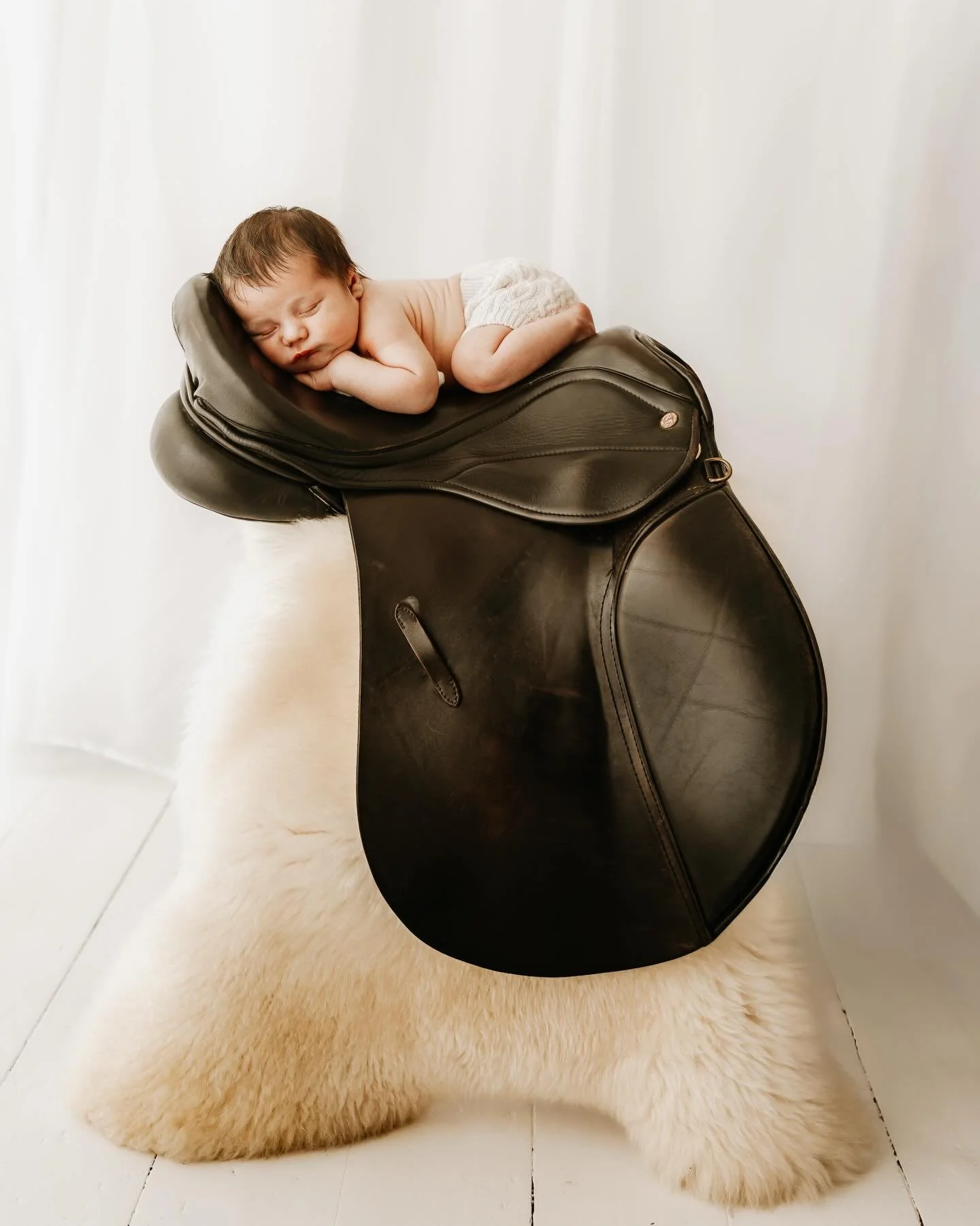 Any of you who have been here for a while will know I am not a big on props. But every now and then a family brings in something very special or sentimental and I will always work these into your photos where I can. 

This one was a very special one,