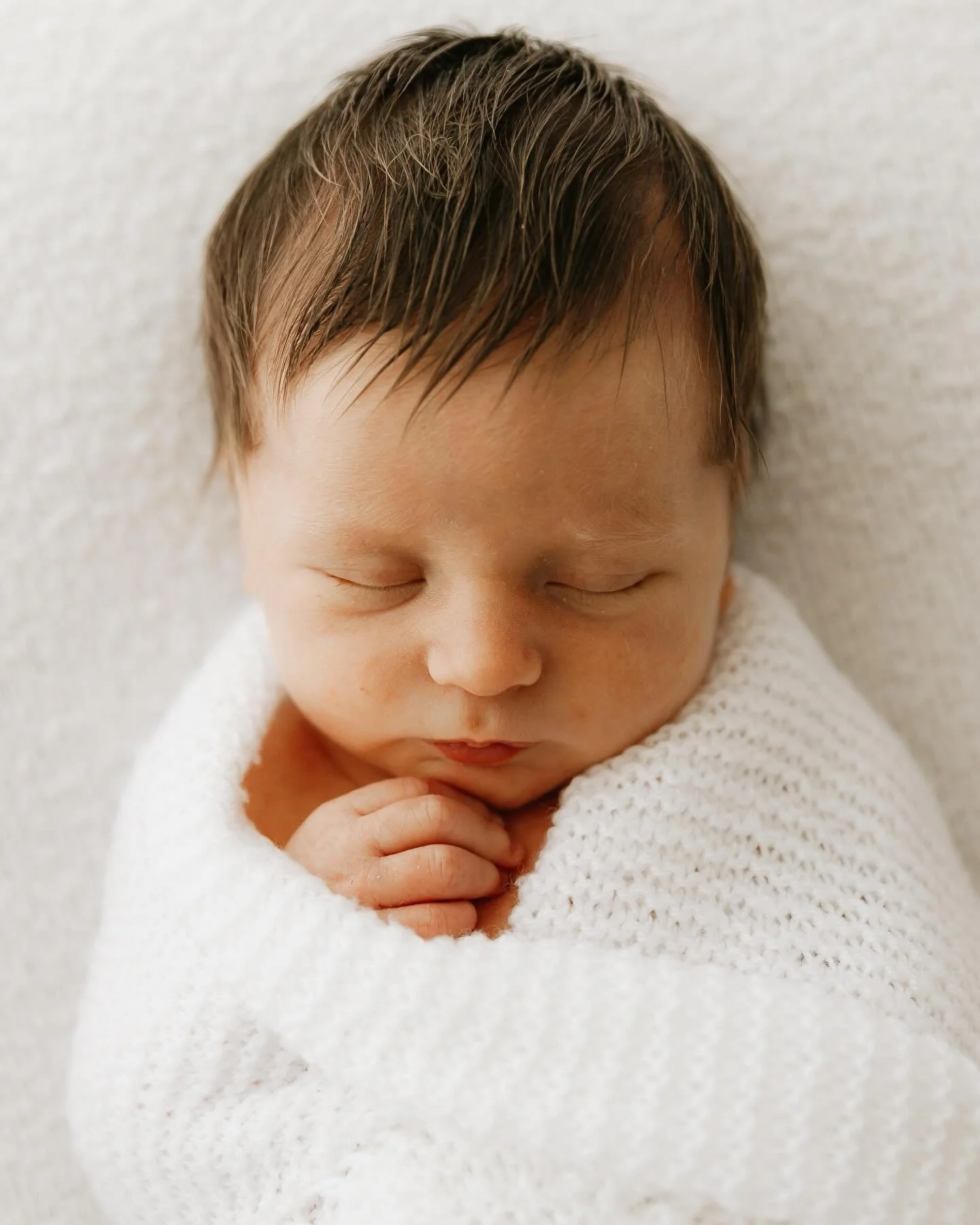 Just pure perfection 💫 (and more great hair!)

#newbornphotography #fifenewbornphotographer #newbornanddog #scottishnewbornphotographer #naturalnewbornphotography