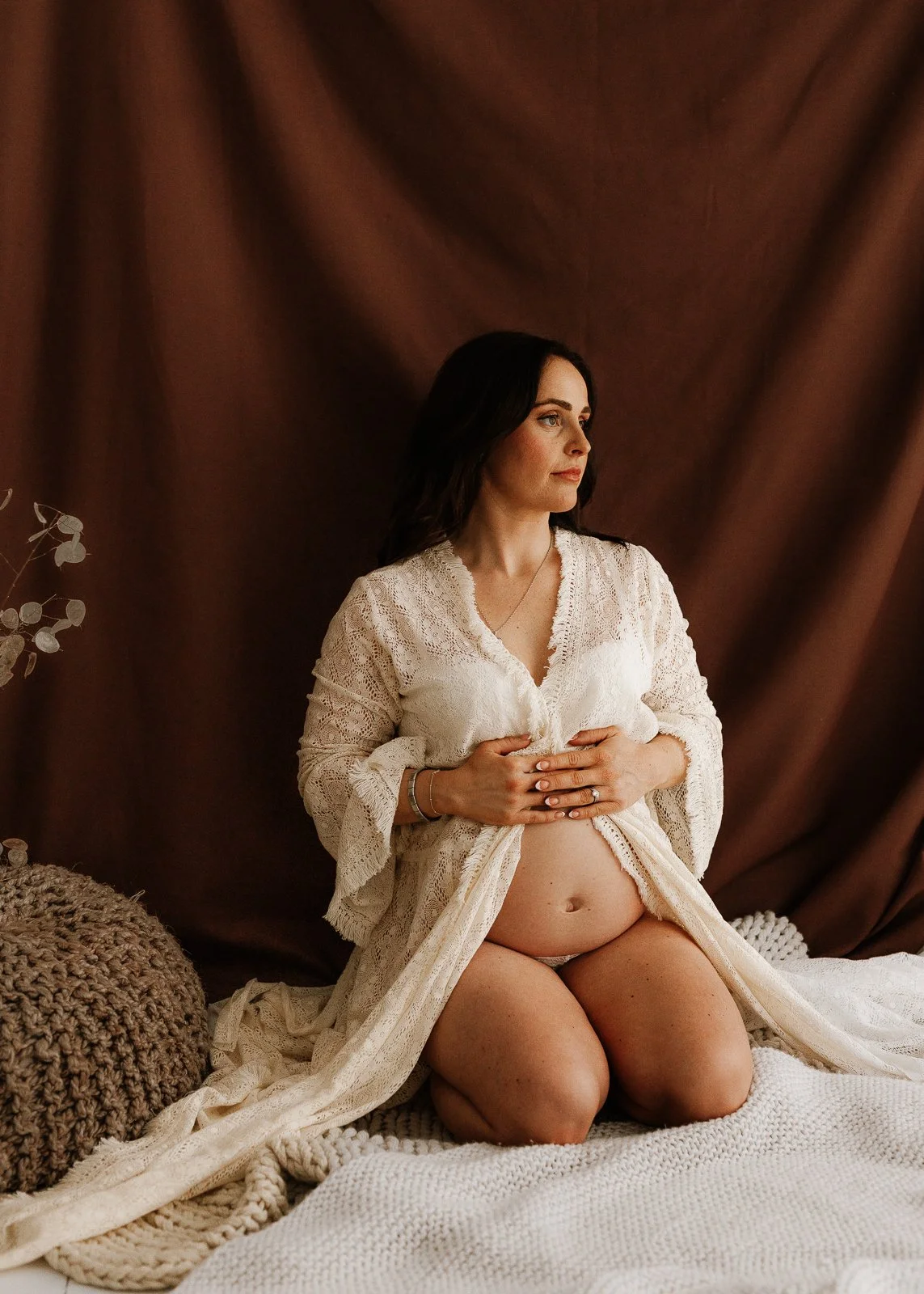 studio maternity session.jpg