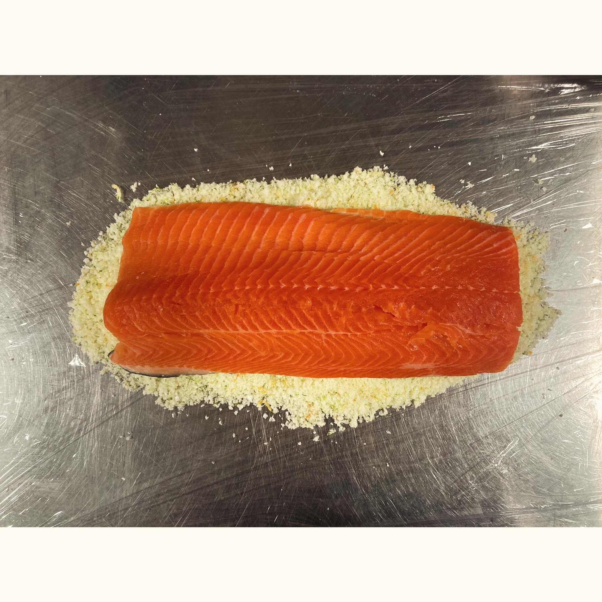 Dry aged, cured in mescal, citrus skins. Beautiful bit of kit that is. @chalk_stream trout, Ike-Jimi.