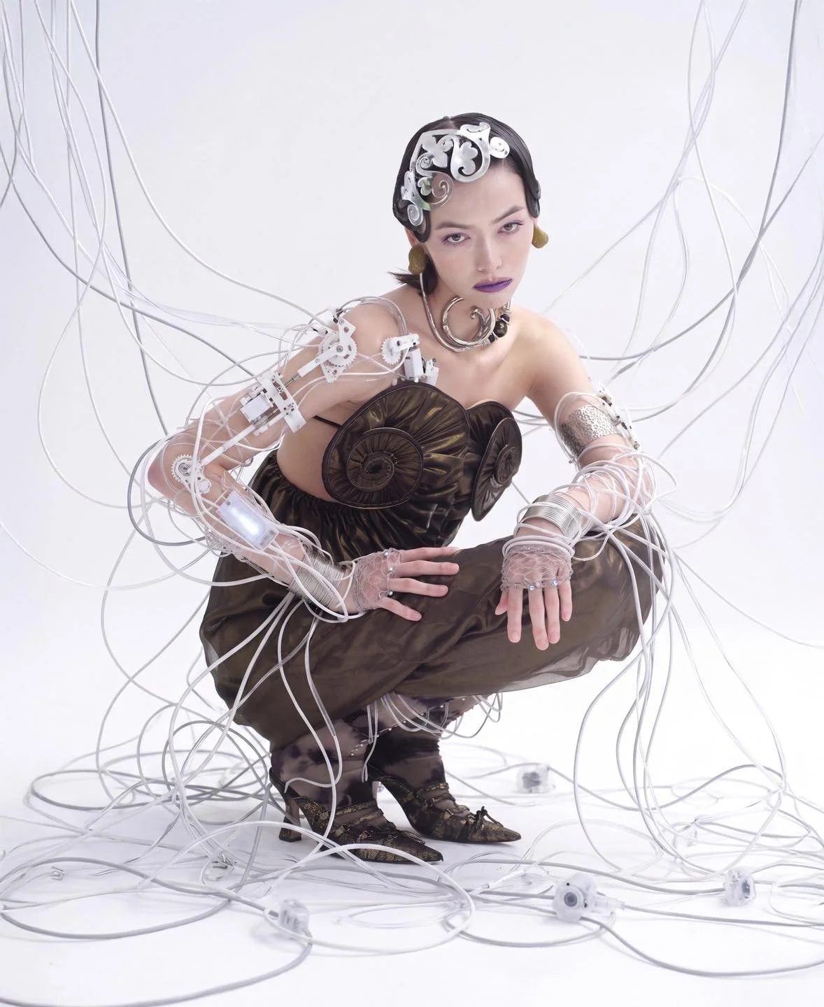 @tunicastudio x @taottao__ 

Creative Director + Stylist: JINGJING JIA @8bit.gurl⁠
Photographer: CHLOE GE @chloeeege
AI Artist &amp; Visual: JUNGSU KIM @saysukeee
Makeup Artist: QETO CHANTADZE @qetoch
Hair Stylist: RISAKO ITAMOCHI @risako_hair
Produc
