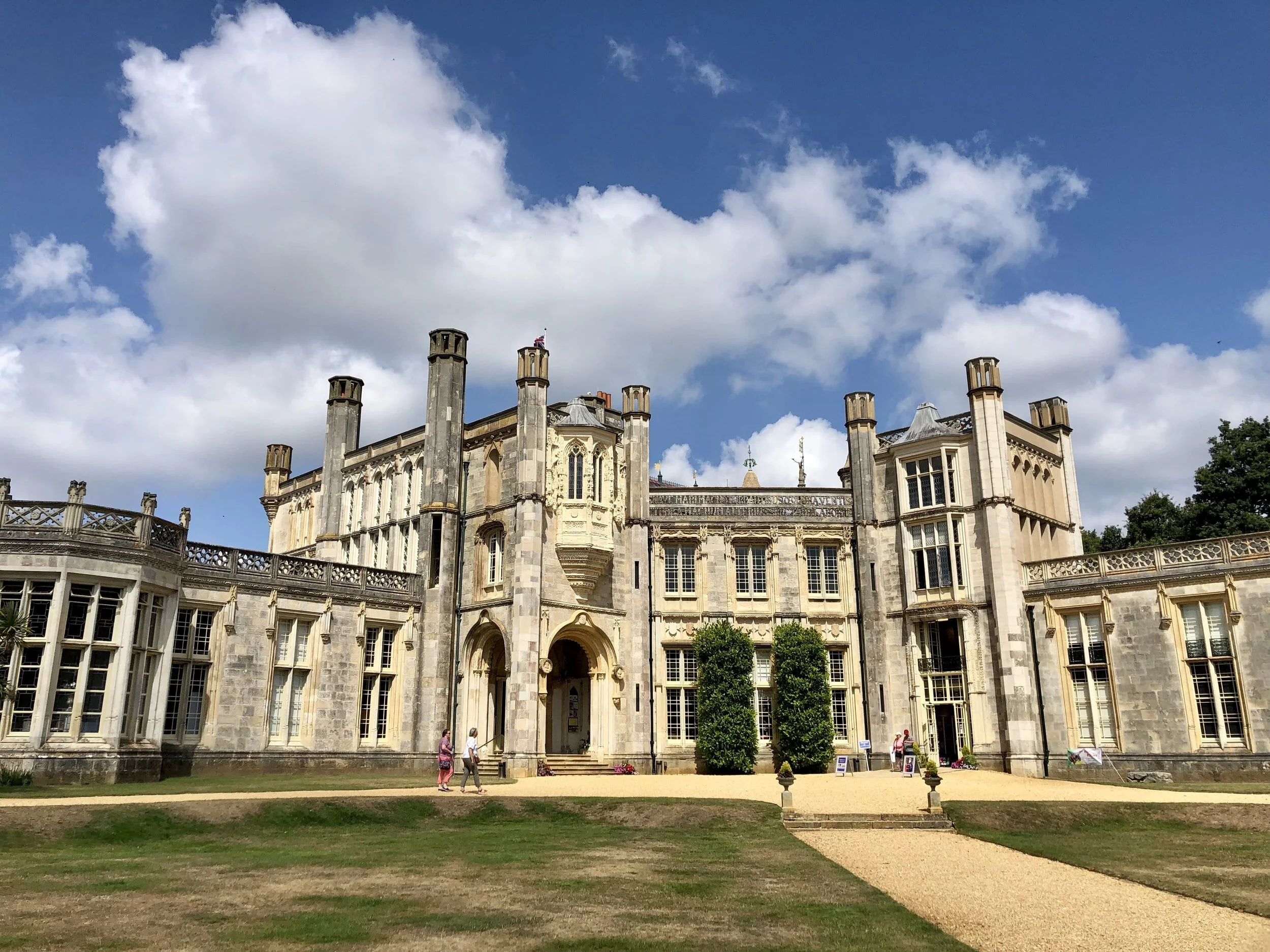 How do I pick a major?