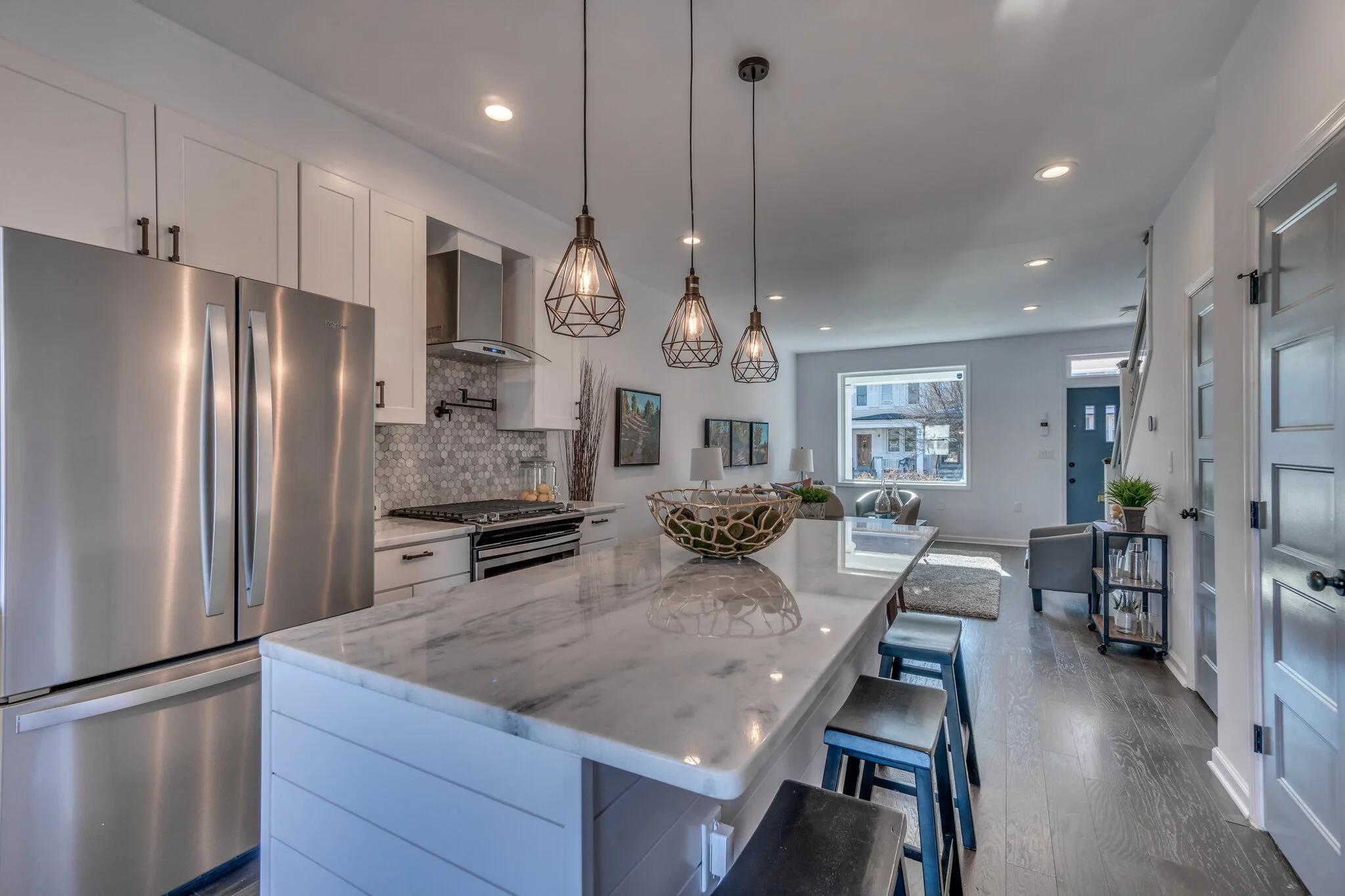 326 Adams St NE-13.jpg