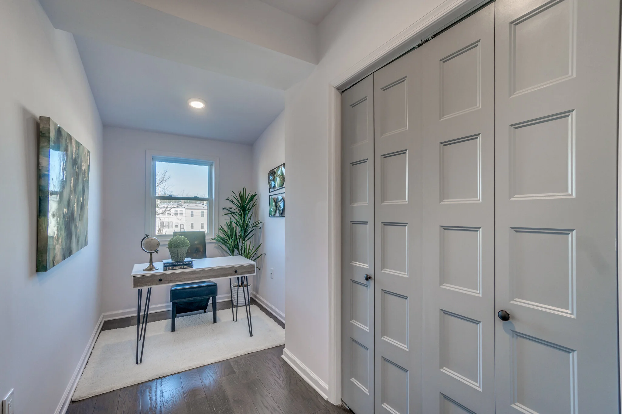 326 Adams St NE-21.jpg