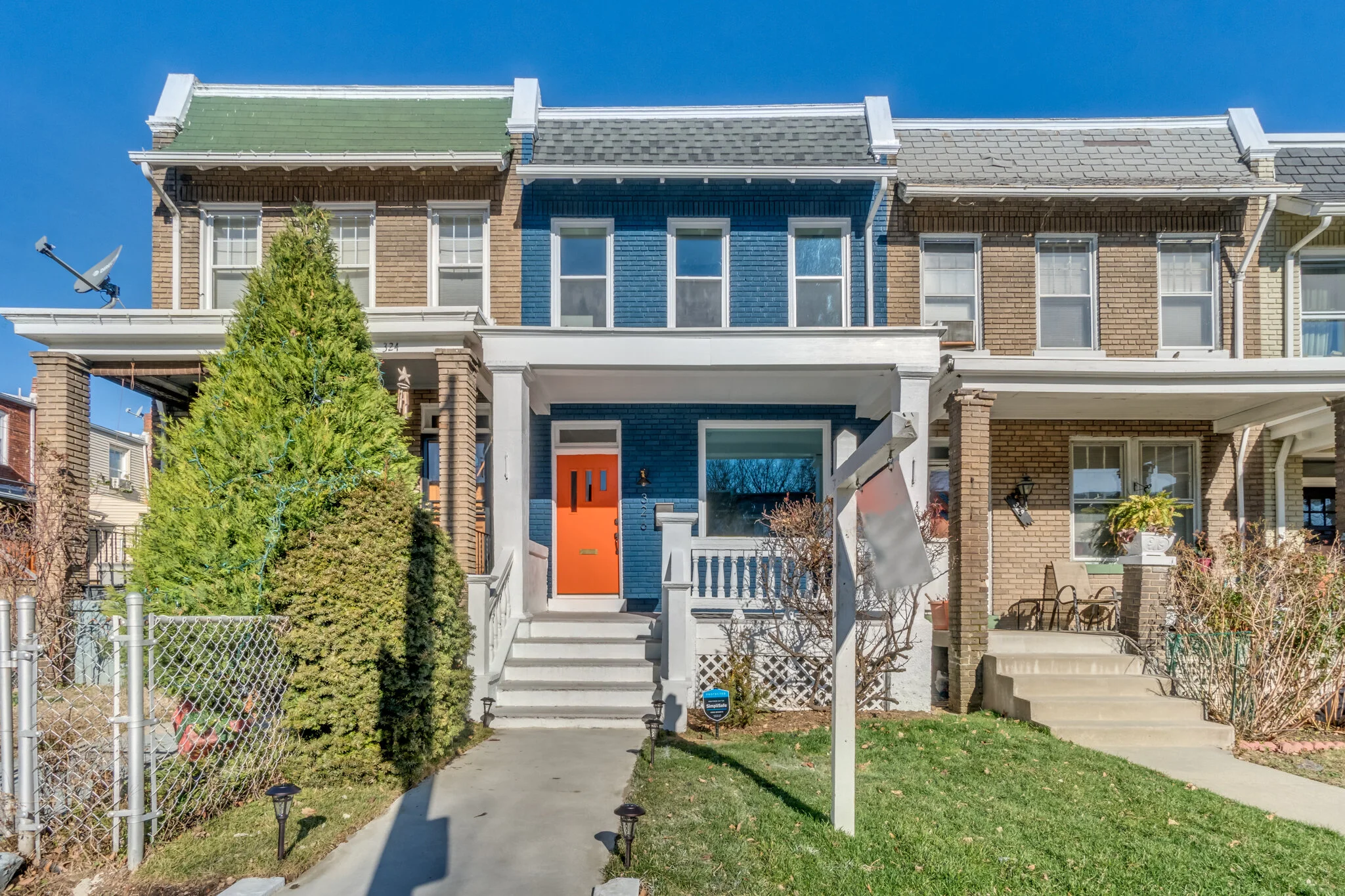 326 Adams St NE-33.jpg
