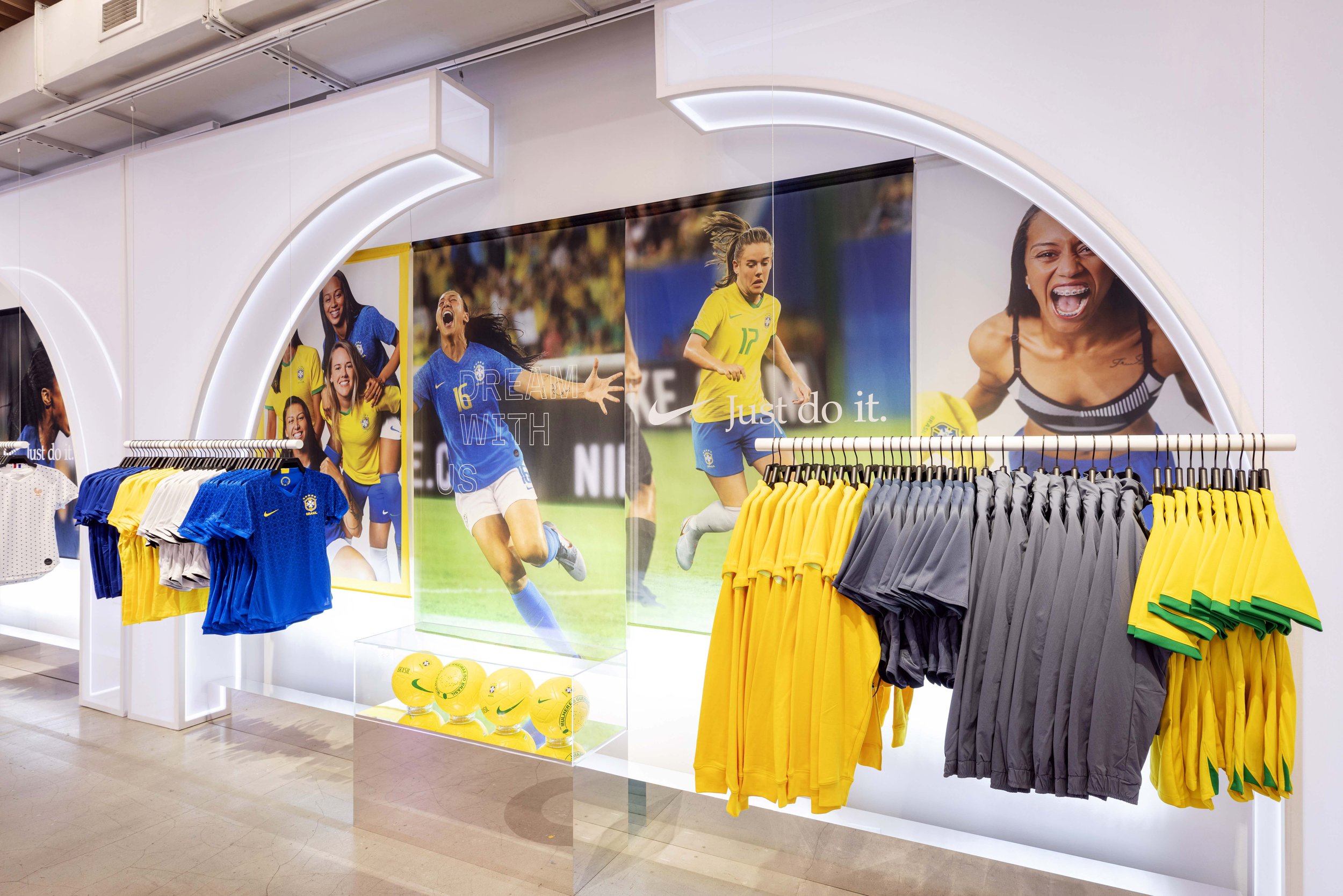 Nike_Soho_WWC_1174_edit.jpg