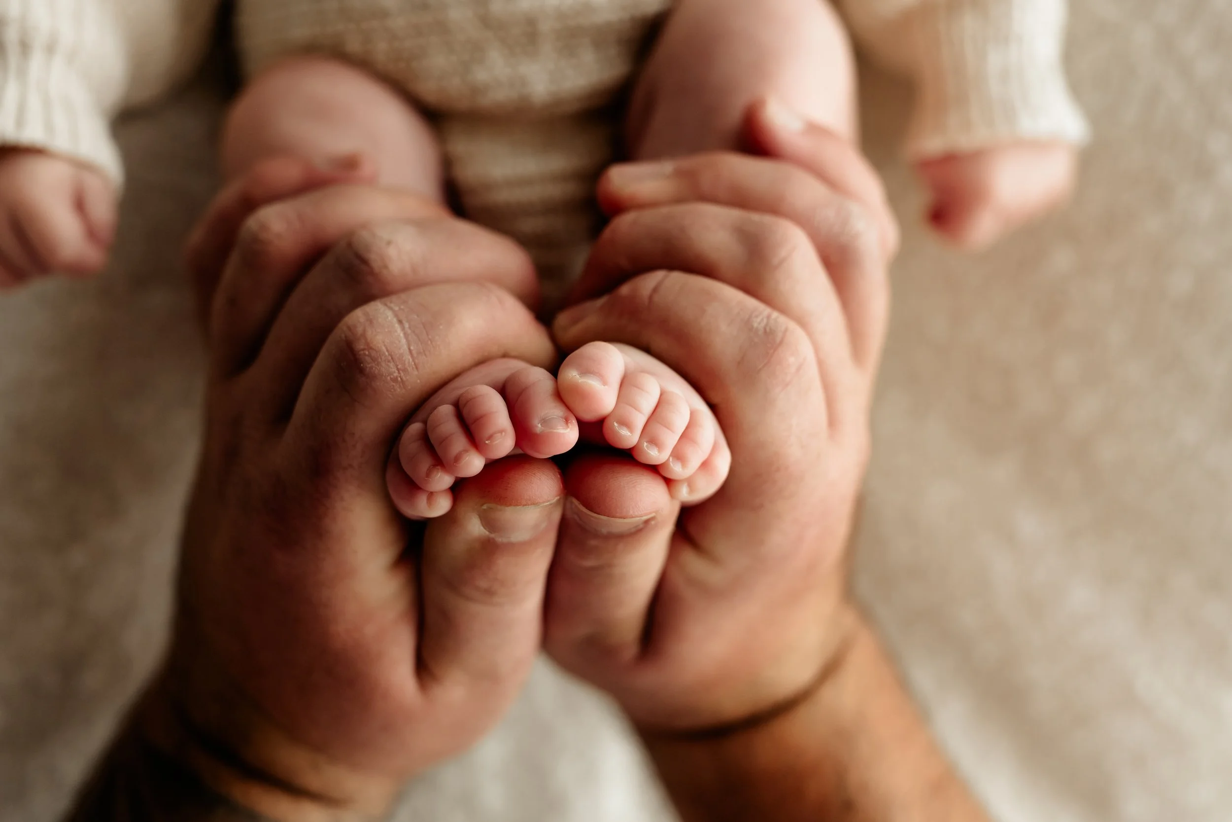 Baby feet newborn in home photographer