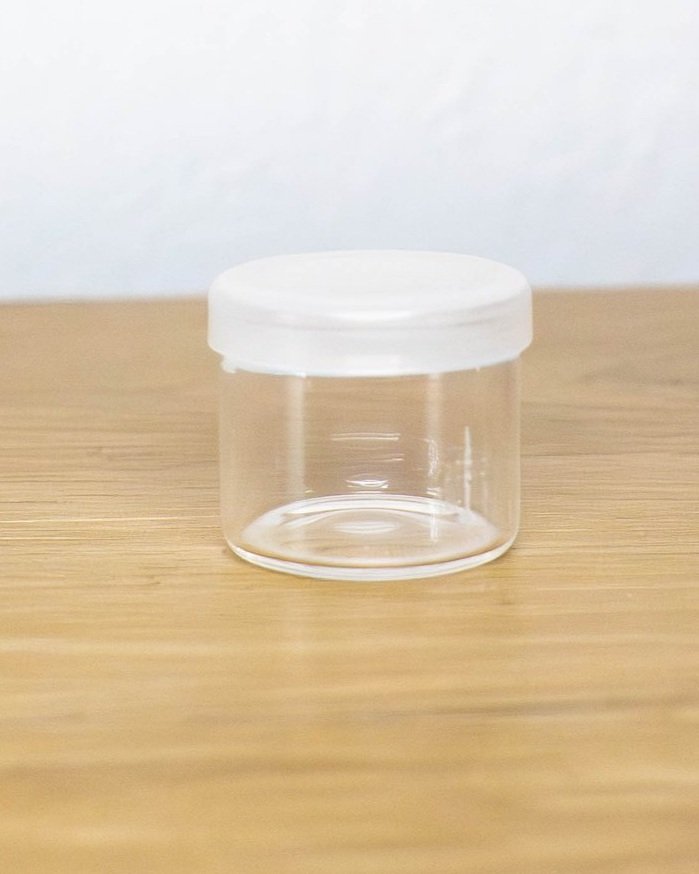 6ml+glass+jar+with+cap.jpg
