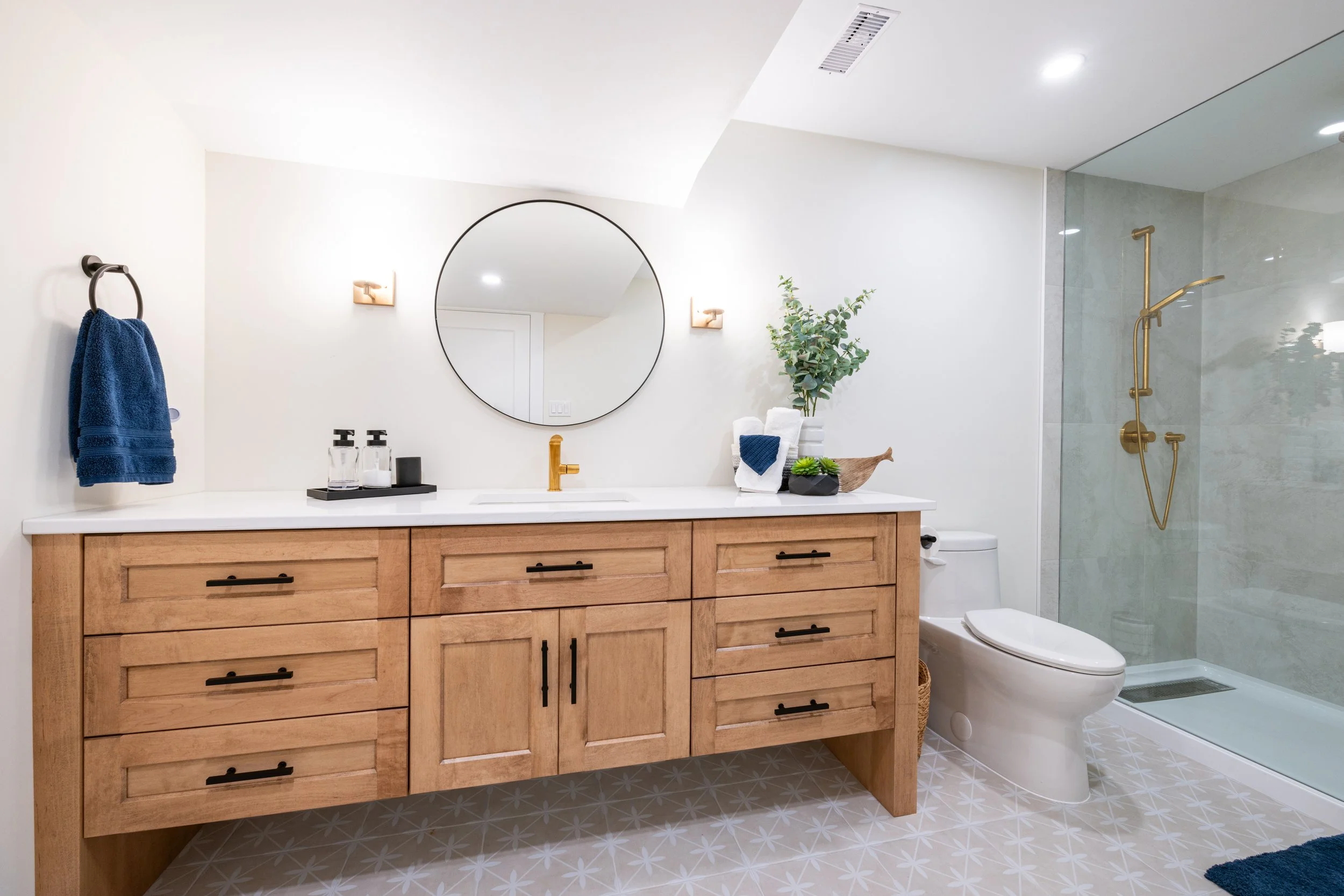 bathroomMillcreek0008.jpg