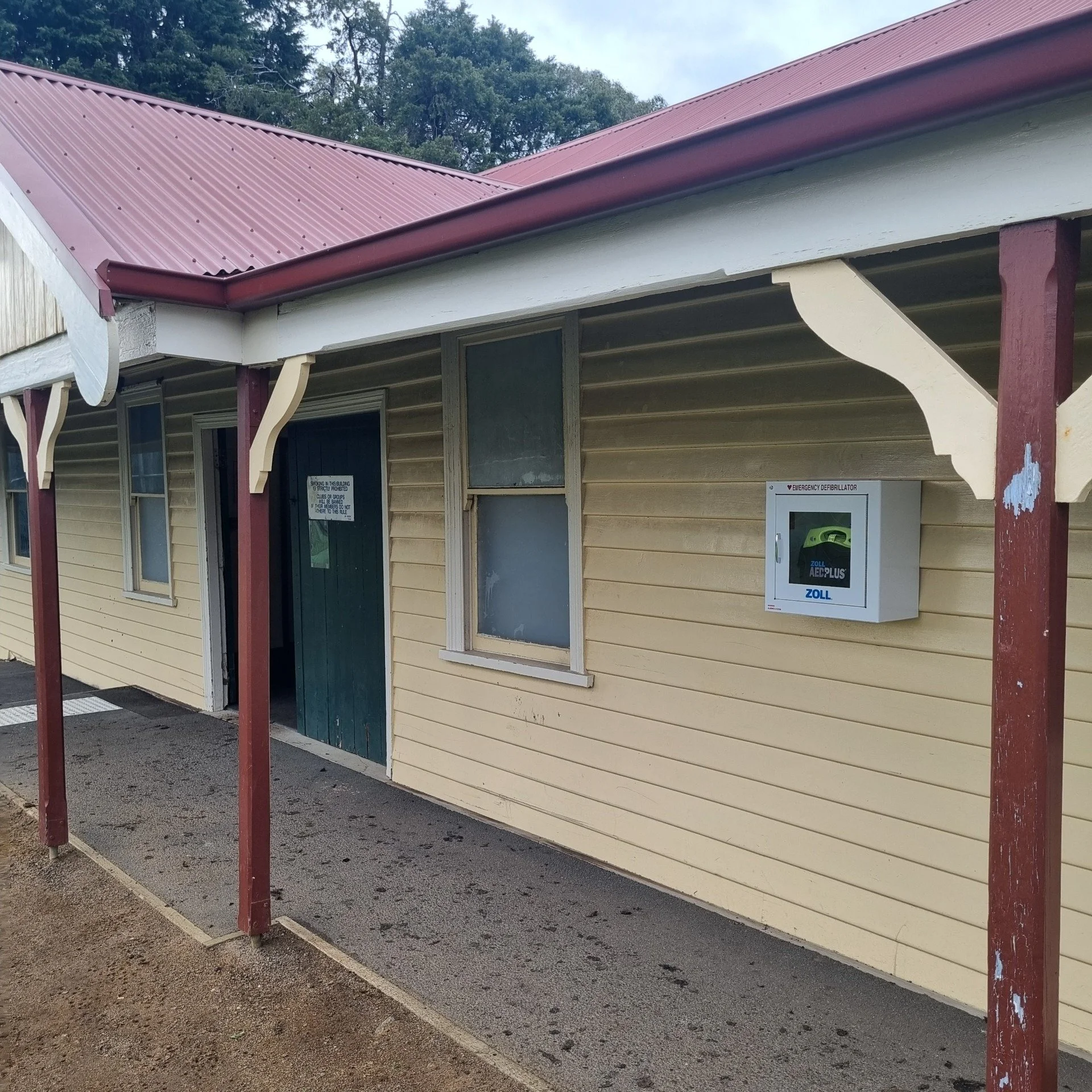 ❤️SPECIAL COMMUNITY ANNOUNCEMENT❤️

@northhobartcc are pleased to advise our local sporting community that a Tasmanian Government-funded Automated External Defibrillator (AED) has recently been installed to the external wall of the NHCC Indoor Traini