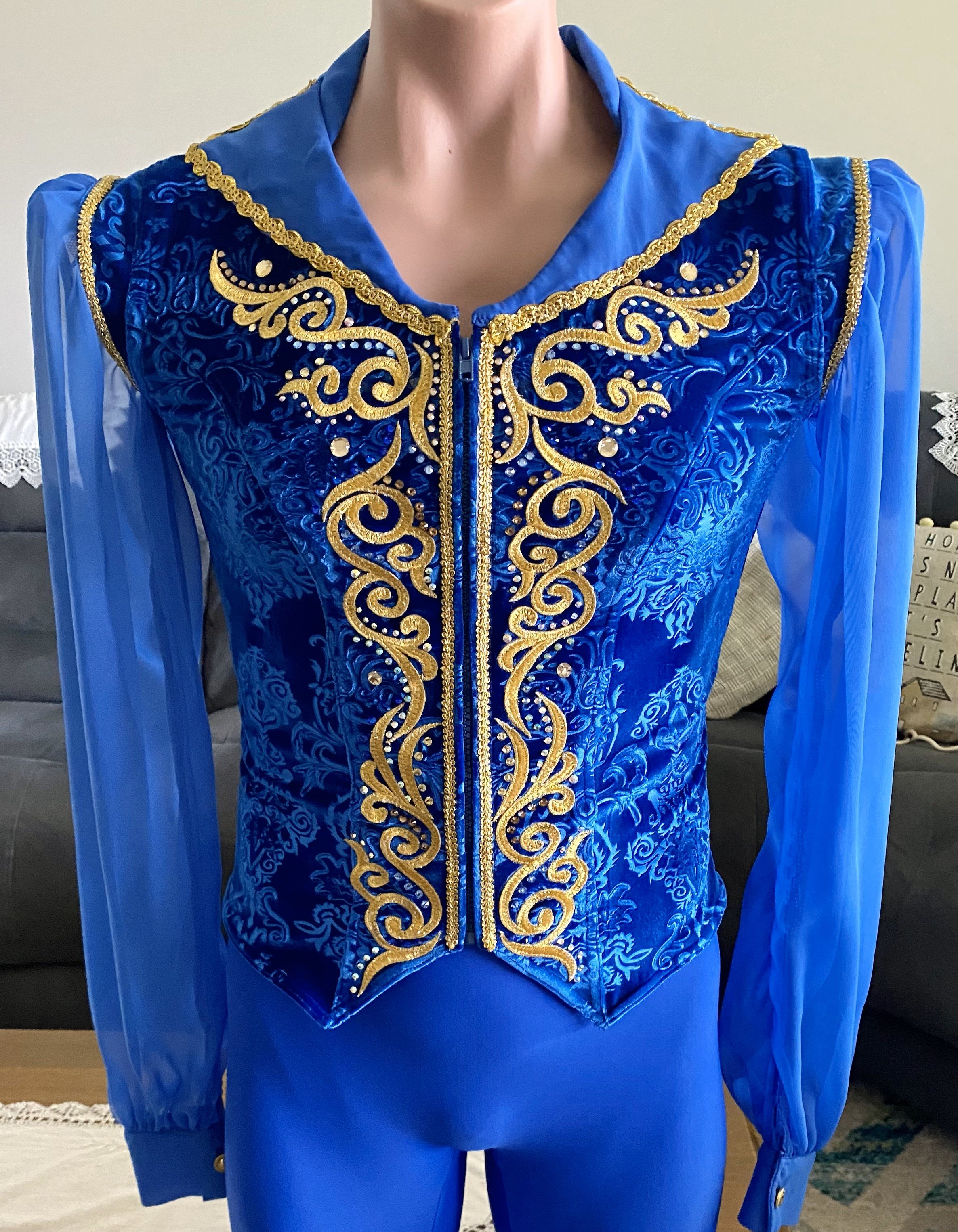 Ashton Vest Front.jpg