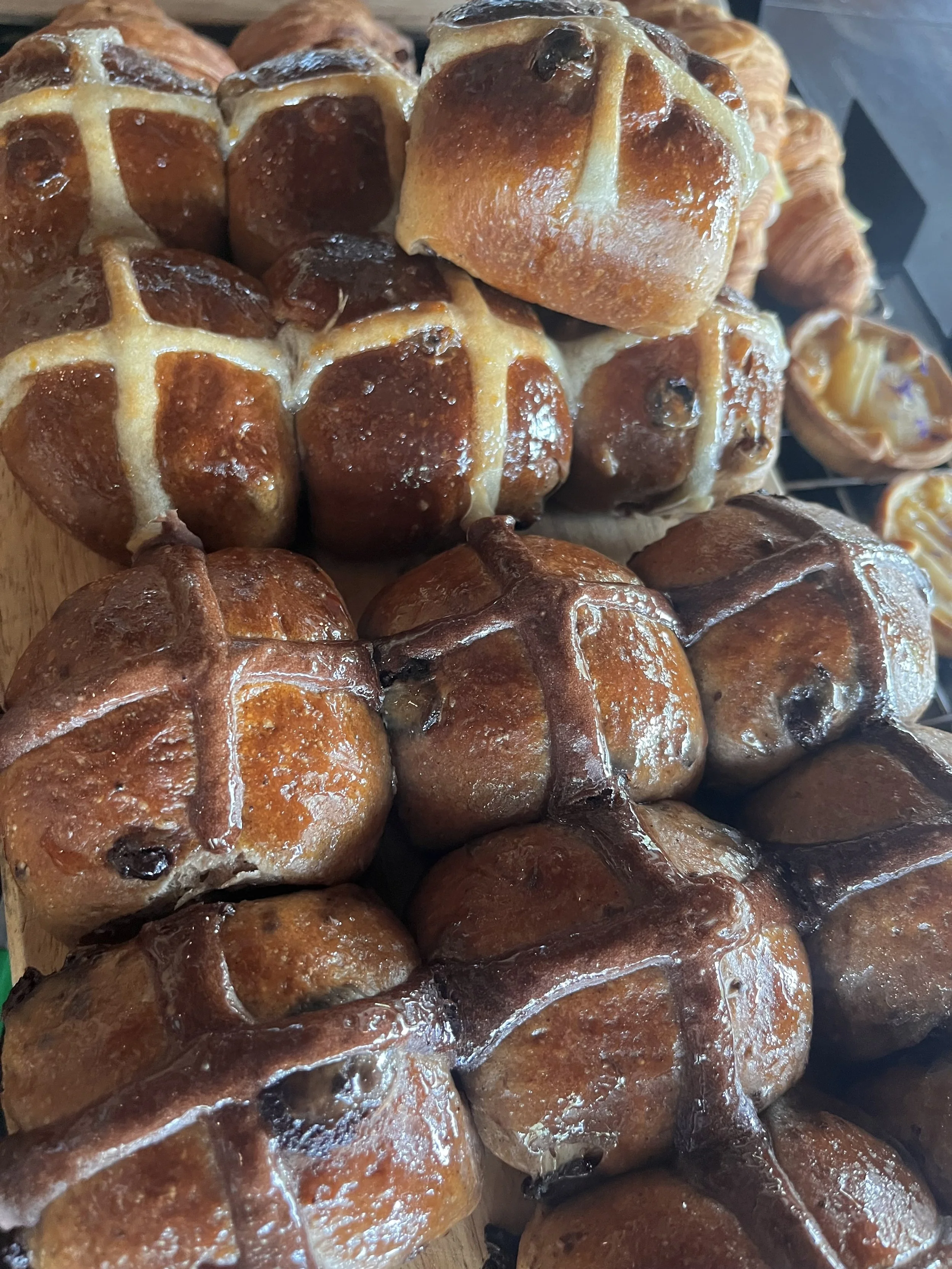 Traditional Hot Cross Buns - 1/2 Dozen