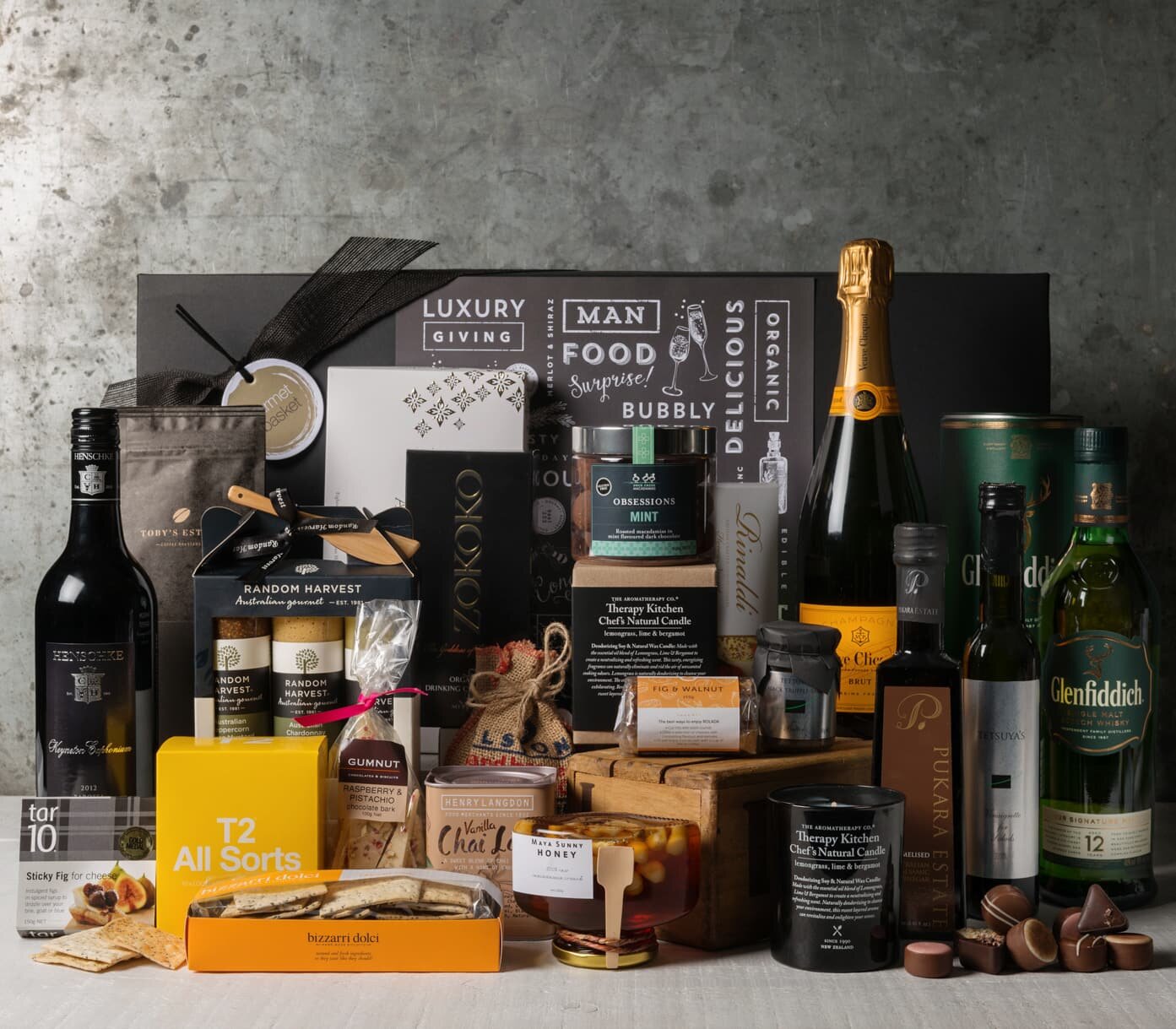 The Best Luxury Hampers For Your Friends in Quarantine — The Outlet