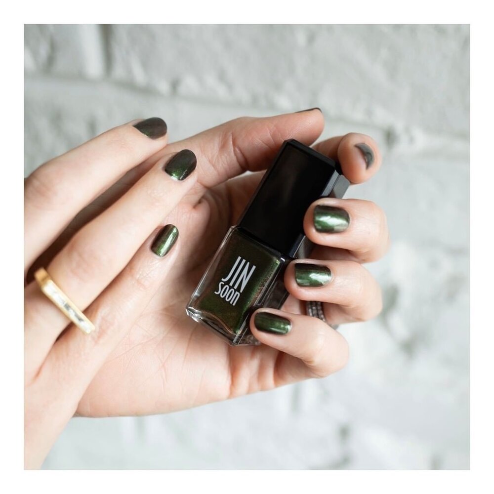 Is Your Manicure Healthy? — The Outlet