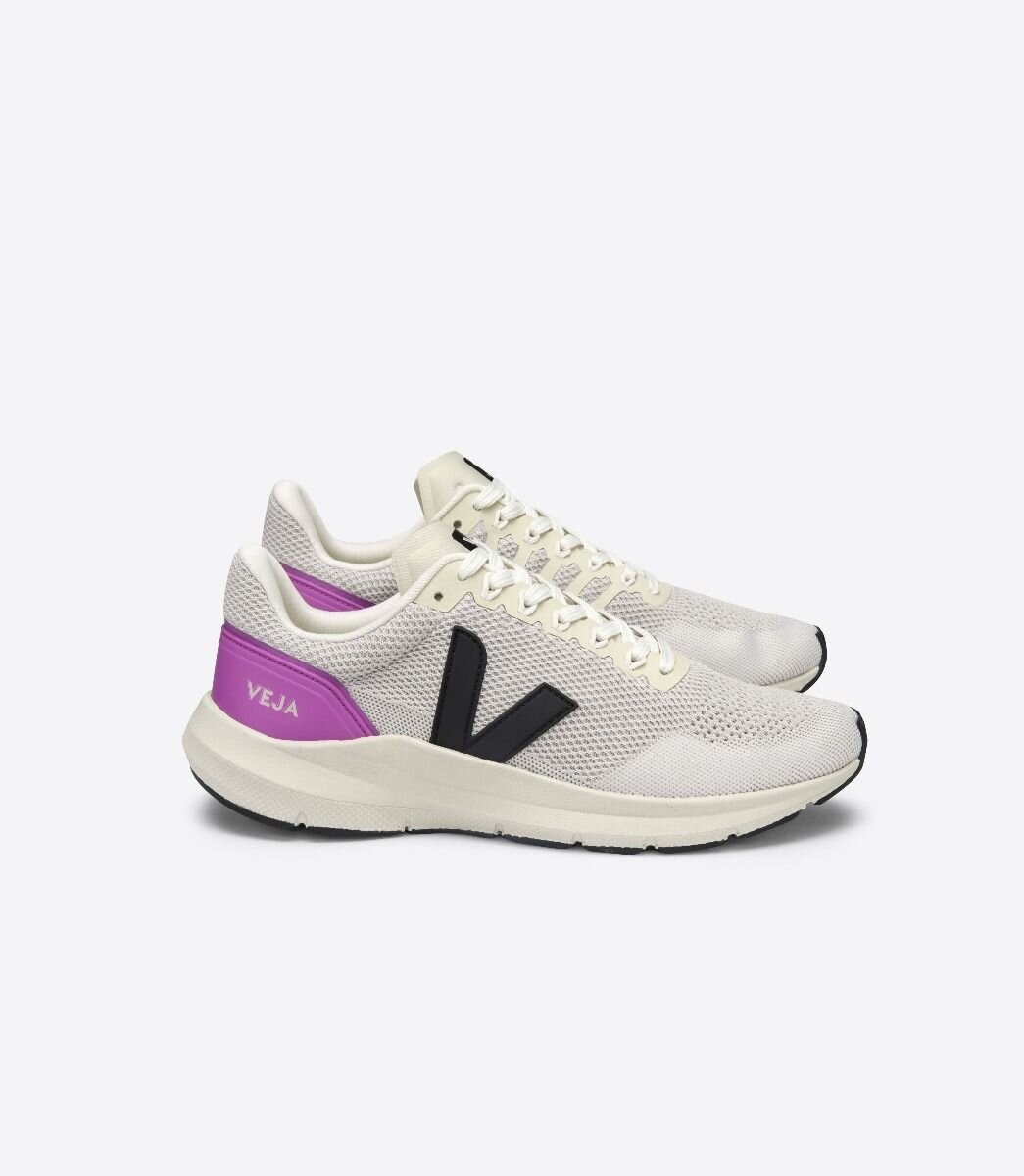 Veja's New Running Sneakers Are So Cool — The Outlet