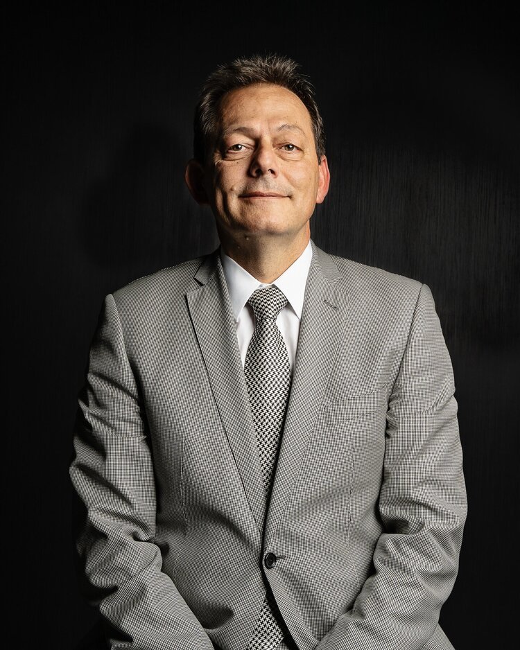corporate-portrait-headshots-photographer-perth-cbd