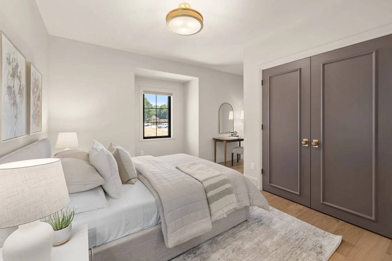 034_Staged-23490-Mary-Ave-MLS.jpg