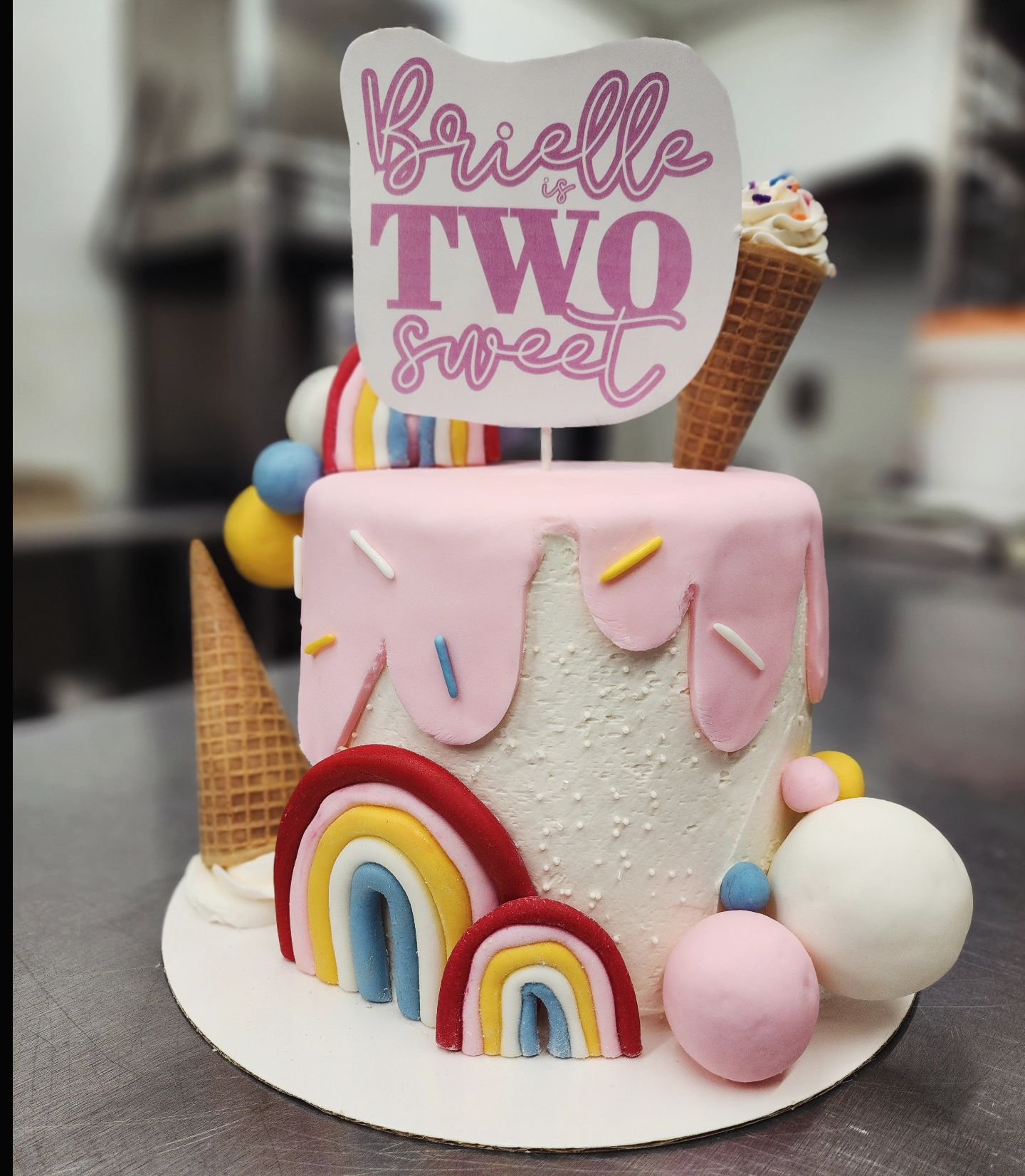 It was a rainbow-tastic weekend! #rainbow #rainbowcake #cake #cakeoftheday #cakesofinstagram #bakery #baking #baked #yum #tahoe ##laketahoe
