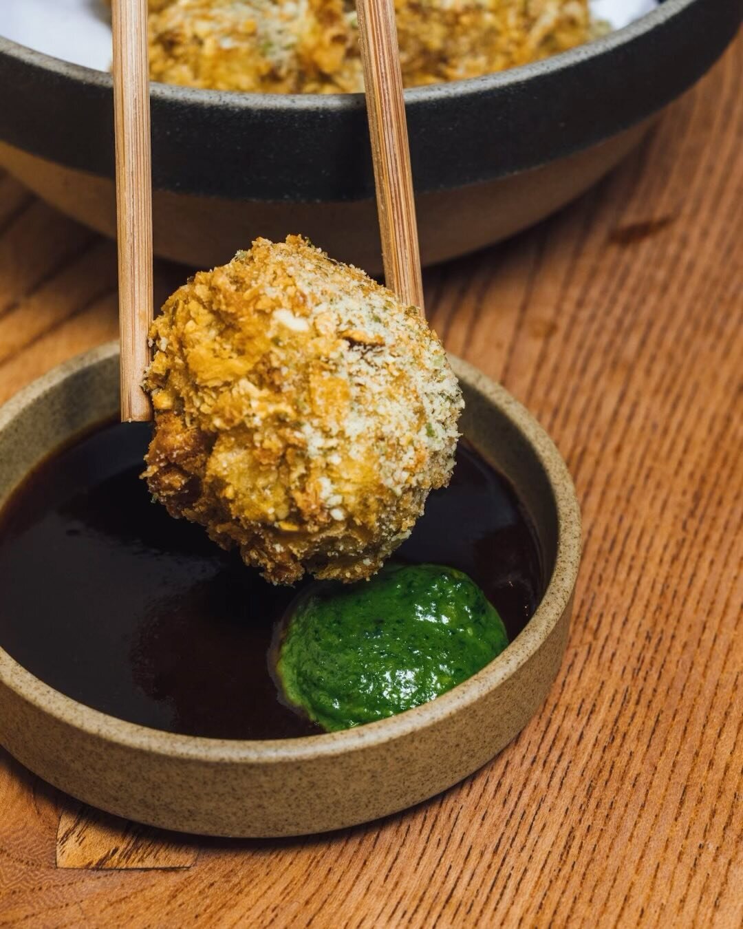 Perfect little dip for the perfect little bite.
Pumpkin, taro croquette.