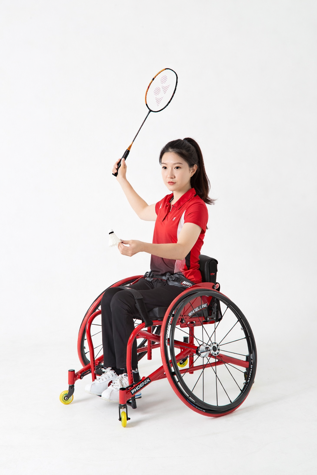 휠체어 모델컷 여성 배드민턴.png