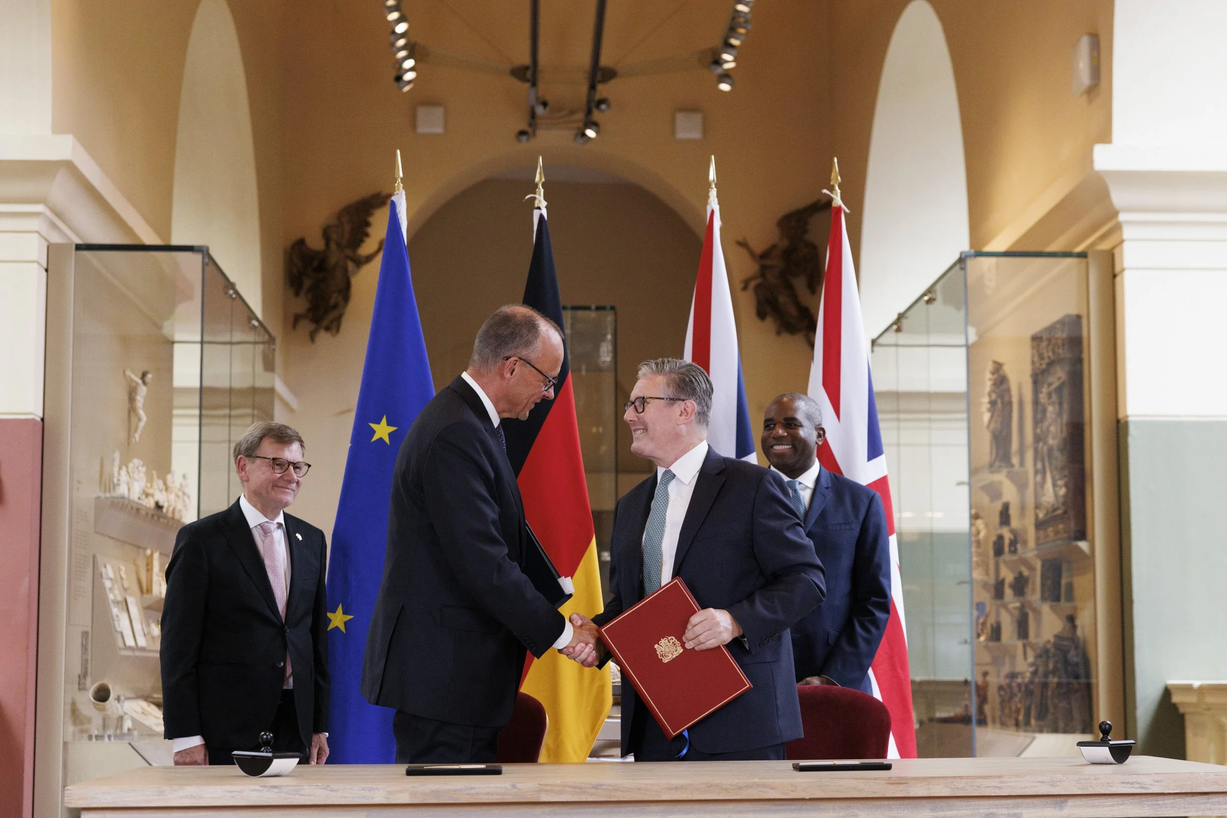 Middle power moves: foreign policy lessons for the UK and Germany