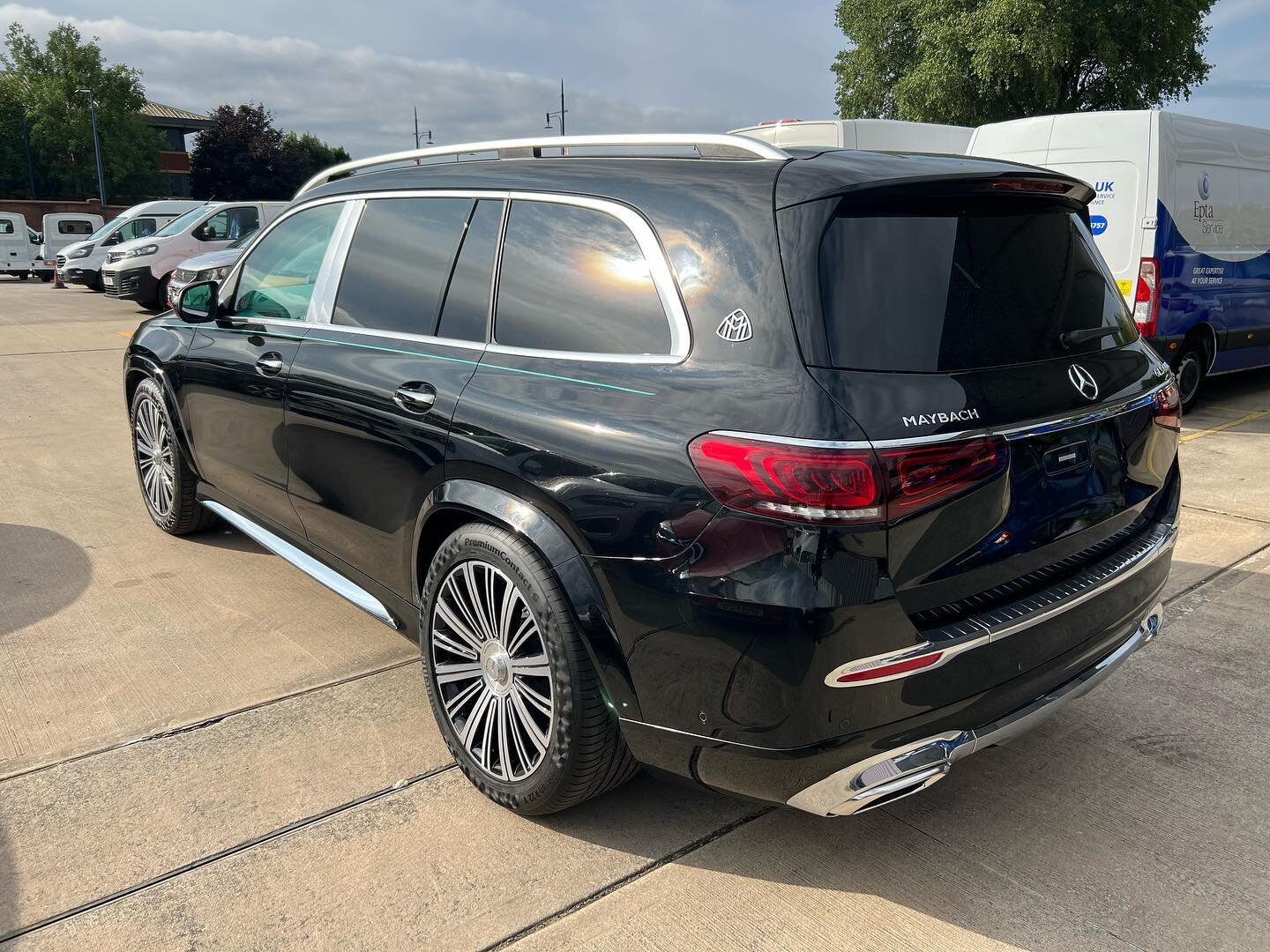 Maybach GLS600 blacked out 🦇#maybach #gls600