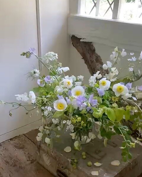 It&rsquo;s just three and a half weeks until I head to Perch Hill in East Sussex to teach a day of Flowers For Entertaining. I&rsquo;ll be sharing some stories with you and my approach and design techniques. I&rsquo;ll walk you through how I create a