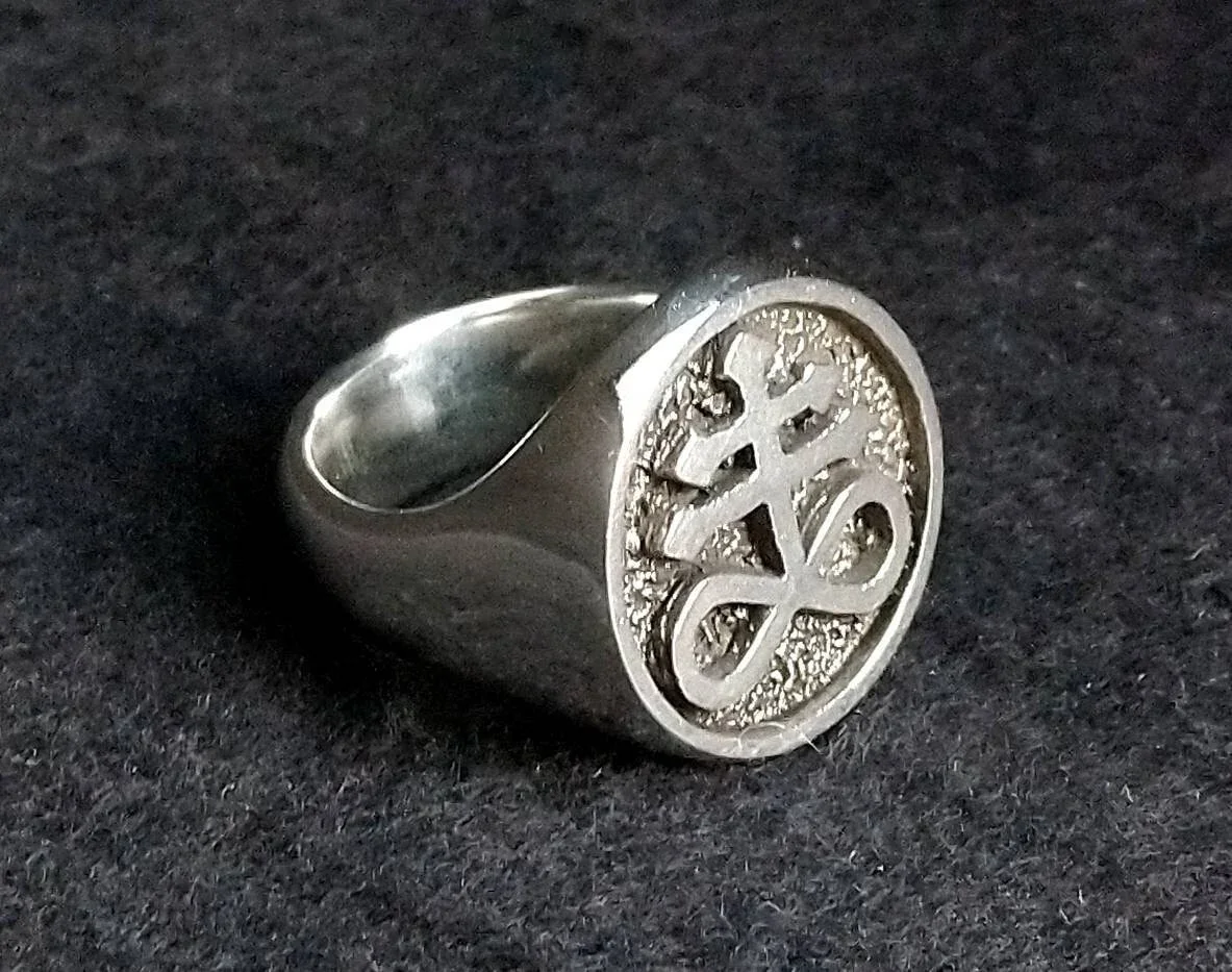 No Creator Signet Ring
