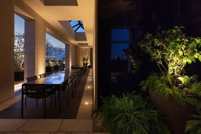 Photographer: Simon Tanenbaum