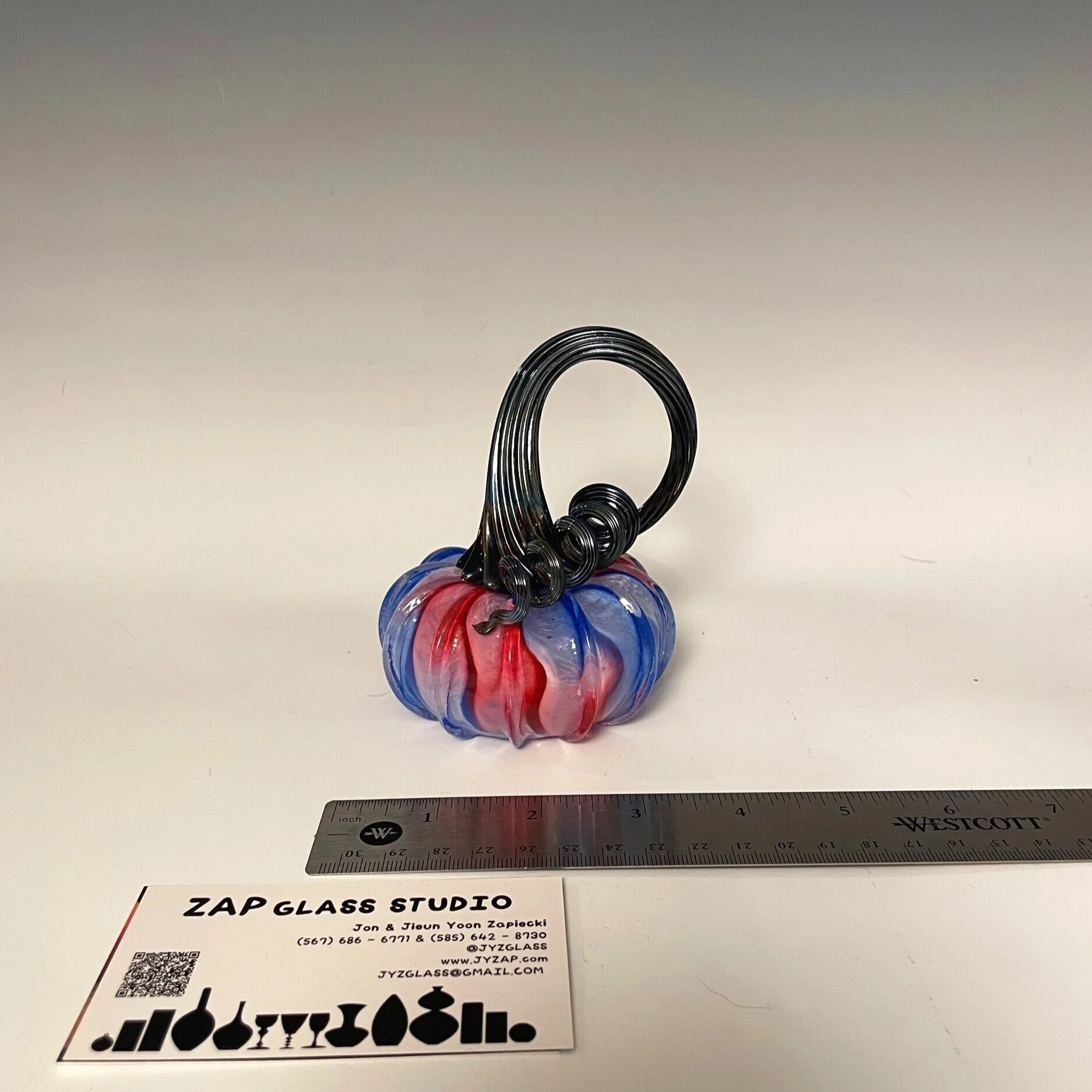 0C1CE200-48F9-4622-B0F7-C1B33F652431