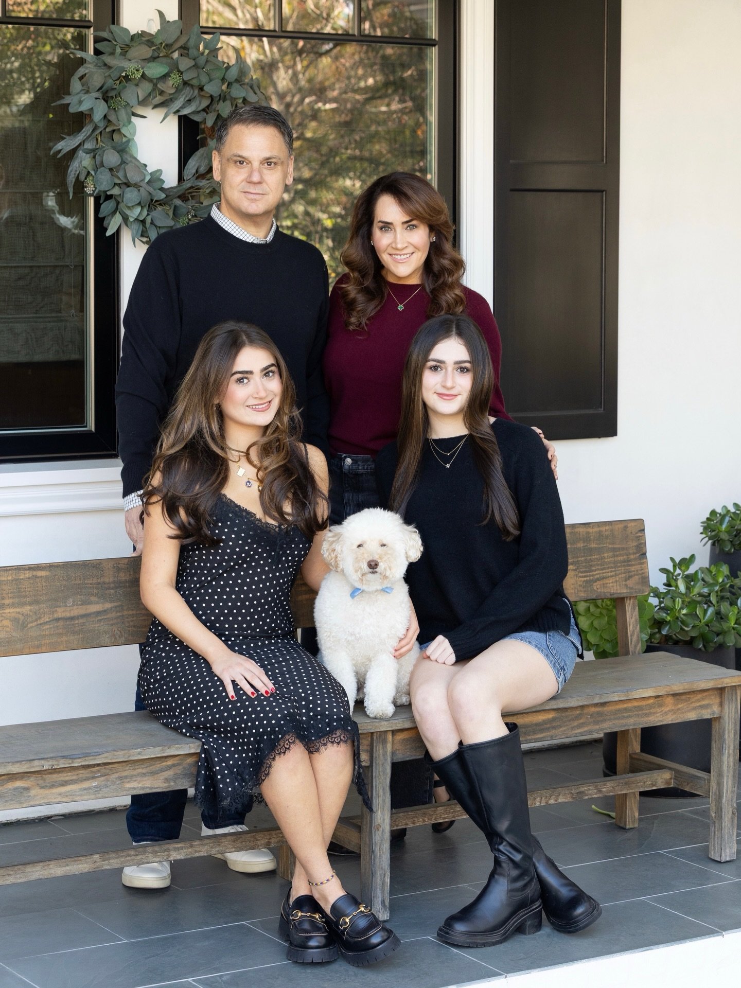 M E R R Y / 🤍 Everything! Happy Holidays from my nest to yours. Thank you for your support in 2025 + cheers to 2026!
⠀⠀⠀⠀⠀⠀⠀⠀⠀
 📸 @studioslb
.
.
.
.
. 
#hanukkah2025 #happynewyear #christmas2025#celebrate #holiday enjoylife family professionalorgan