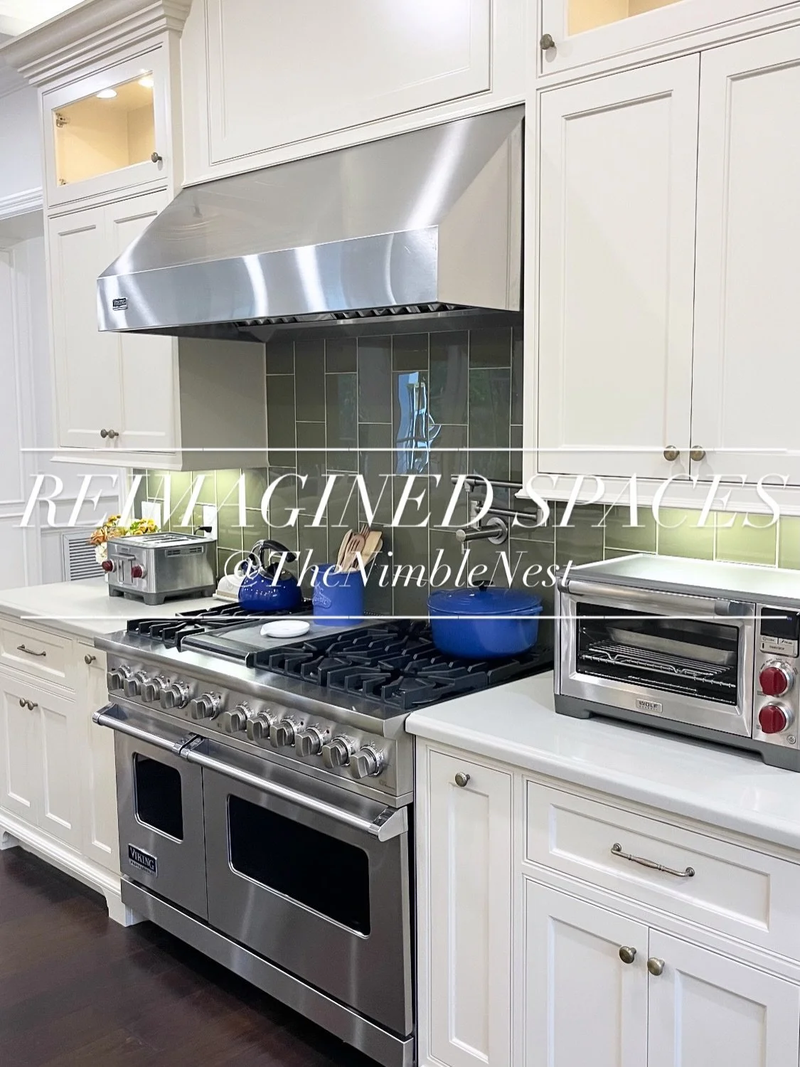 Y E S  C H E F / 👩&zwj;🍳 TNN creates custom organization solutions for every space - like our client&rsquo;s beautiful kitchen pictured here. 
⠀⠀⠀⠀⠀⠀⠀⠀⠀
📸 curated for #thenimblenest
.
.
.
.
. 
#kitchendesign #kitchendecor #modernkitchen #interiord