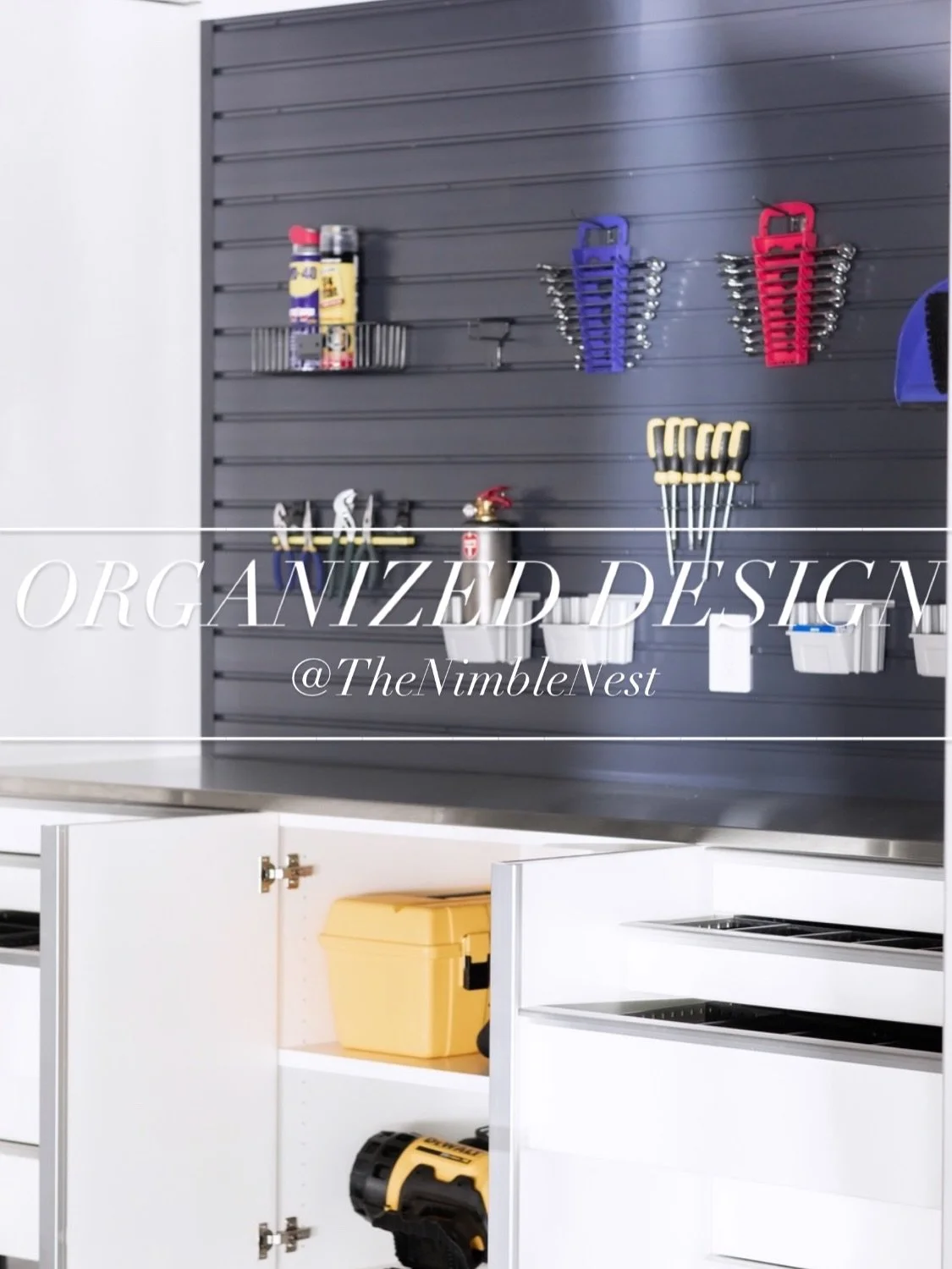 A T  W O R K / ⚙️ This garage is ready for tasks, big or small, with zones set-up for all the garage categories. PRO TIP - we love a slat wall which maximized vertical storage + makes for an easy-grab for essentials. 
⠀⠀⠀⠀⠀⠀⠀⠀⠀
📸 @public311design fo