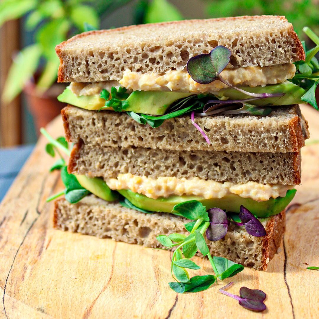 ⁣
Lunch Options&hellip;⁣
⁣
Home baked, faff free, mix only, no need to knead Gut Coach Bread!⁣
⁣
Image 1⁣
Gluten Free Bread Loaf⁣
⁣
Image 2⁣
Mix of Einkorn &amp; GF flours⁣
May be tolerated for NCGS⁣
⁣
Both breads are free from:⁣
Nuts⁣
Soy⁣
Dairy⁣
Su