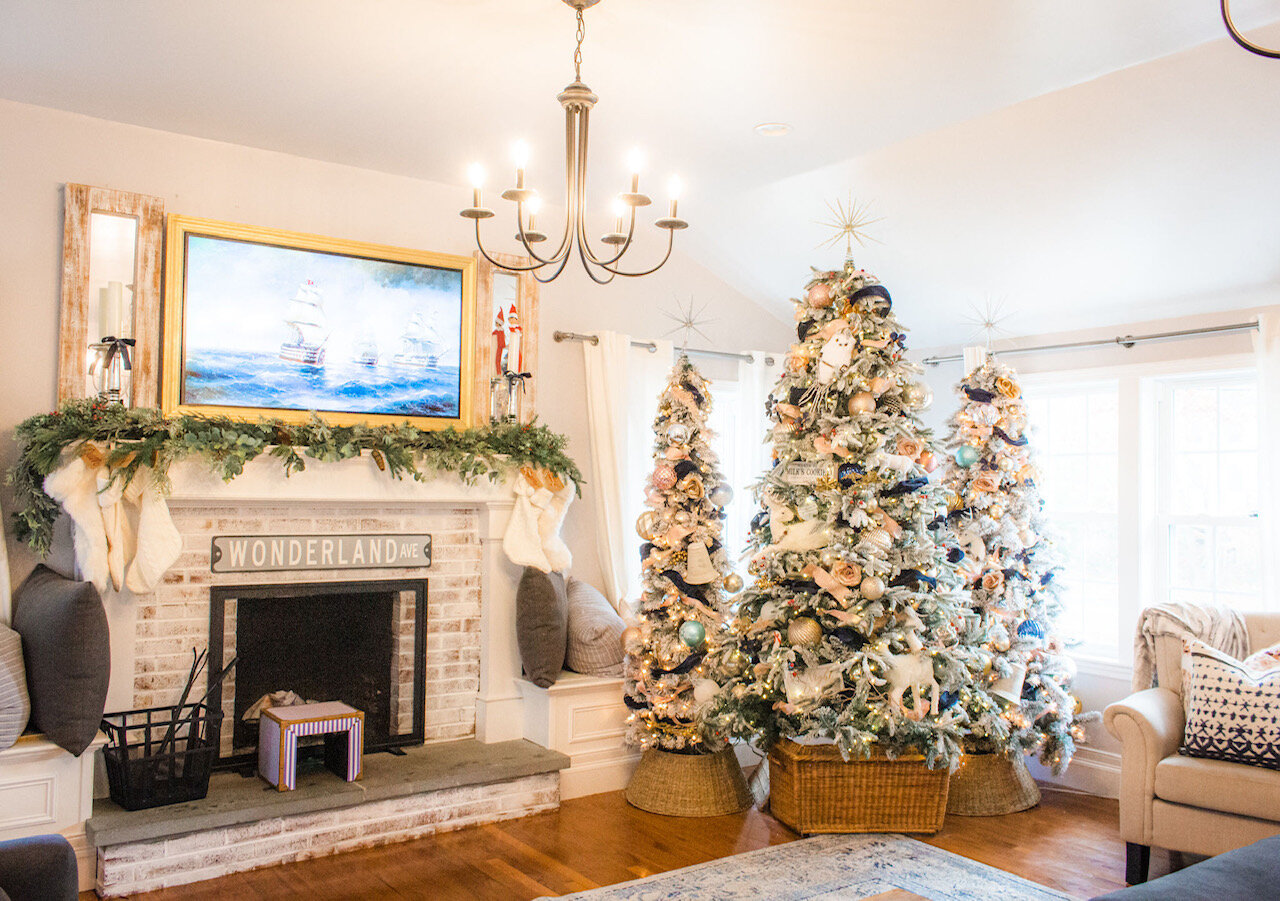 oak and harbor christmas trees