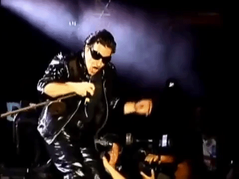 The Memorable Moments Of ZooTV: Live From Sydney—By Kelly