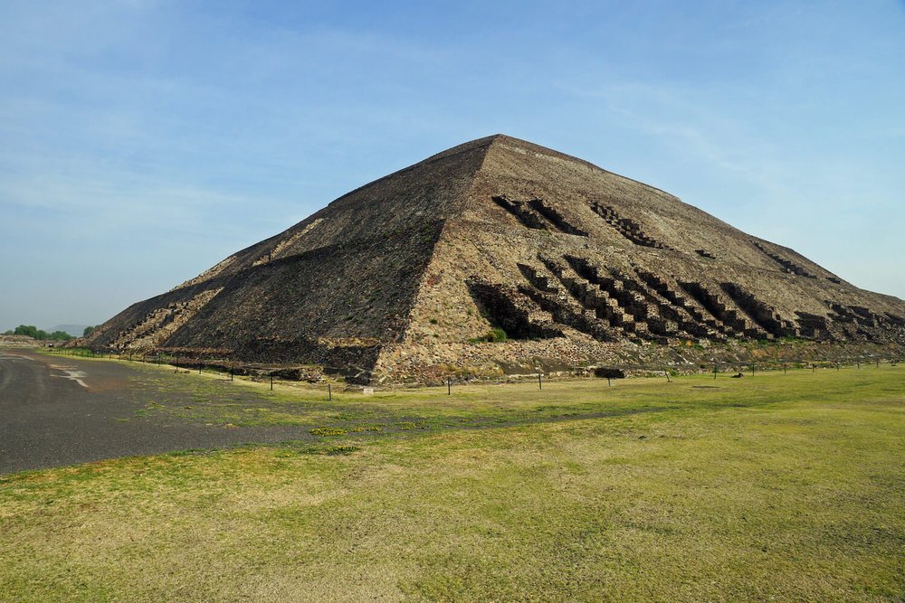 teotihuacan-pyramid-blue-skies-mexico.jpg