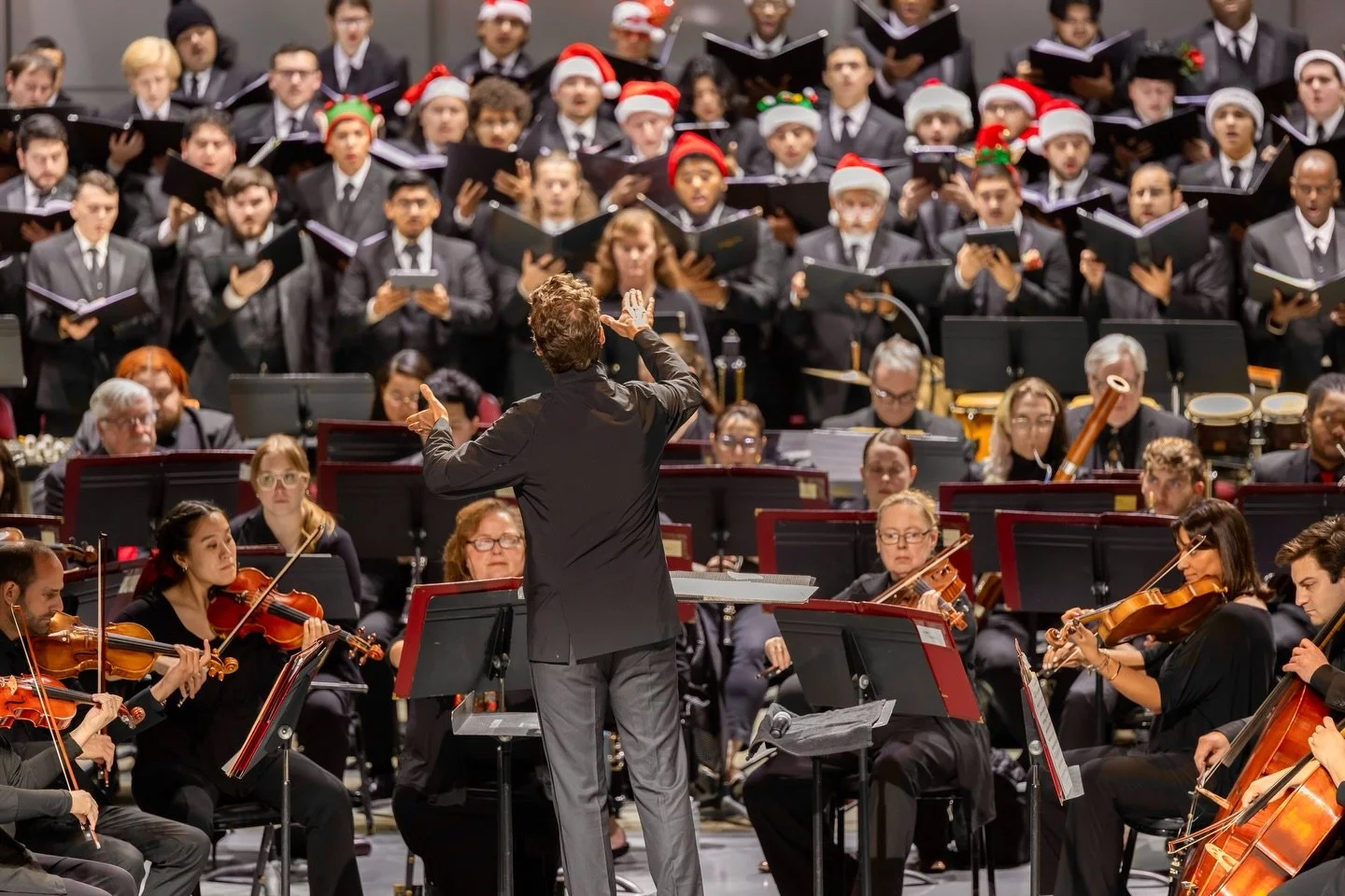 Still holding onto the magic from our Home for the Holidays concert. ✨
Thank you for filling the theater with so much joy.
Wishing our BSO family a Merry Christmas and happy holidays &mdash; and looking forward to many more nights of music together i