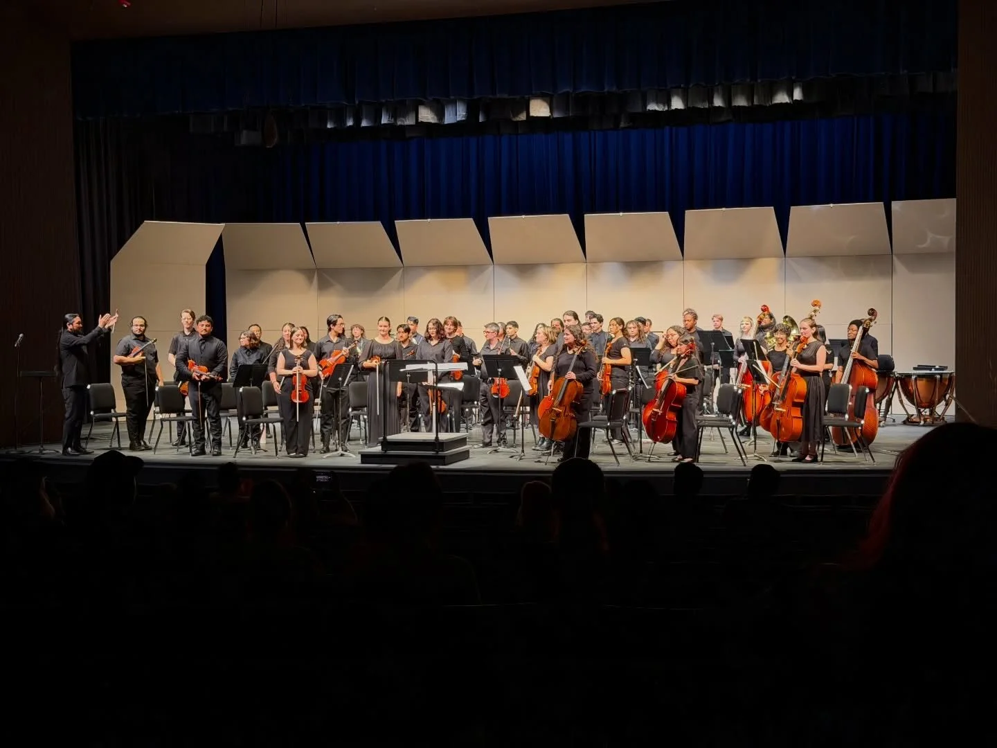 So happy to support our friends in the BC/CSUB Orchestra tonight under the direction of Dr. Leo Sakomoto. 💛🎶
Beautiful program and such a wonderful celebration of music and community.