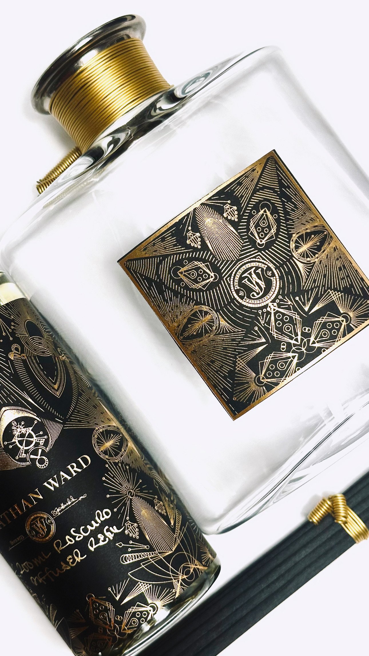 350ml Hand Blown Platinum Neck Reed Diffuser