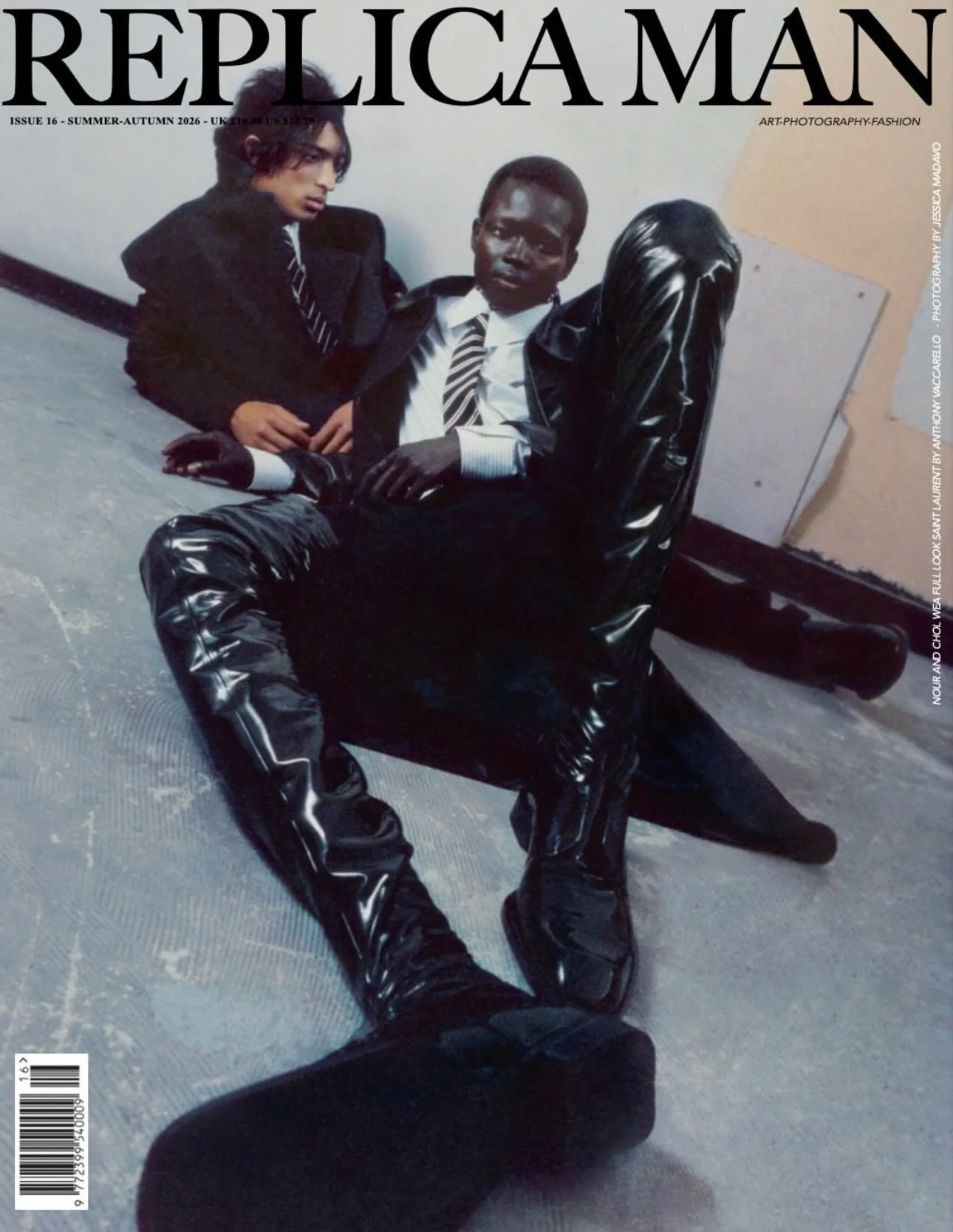 Movement Direction @replicamanmagazine

Shot by @jessicamadavo
Styling @billylobos
Art direction @thiemann
Makeup @marcelogutierrez
Hair @johnallanhair
Casting @11casting @mischanot
Movement direction @maxcookward
Production @western_promises