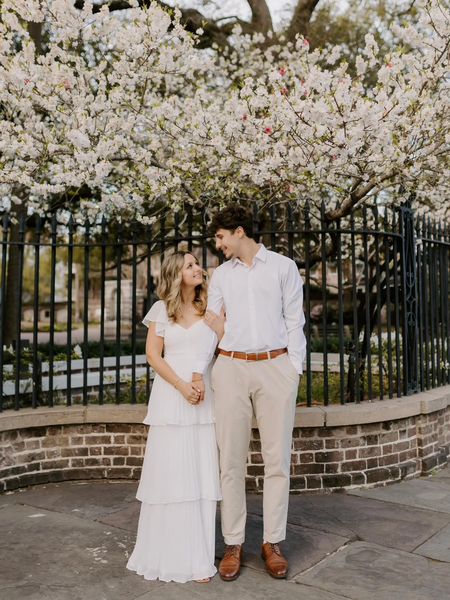 Spring sessions are officially back 🌸 
And Faith &amp; Caiden understood the assignment-soft light, blooming trees, and all the sweet moments in between. I can&rsquo;t wait for a Charleston wedding day with these two!