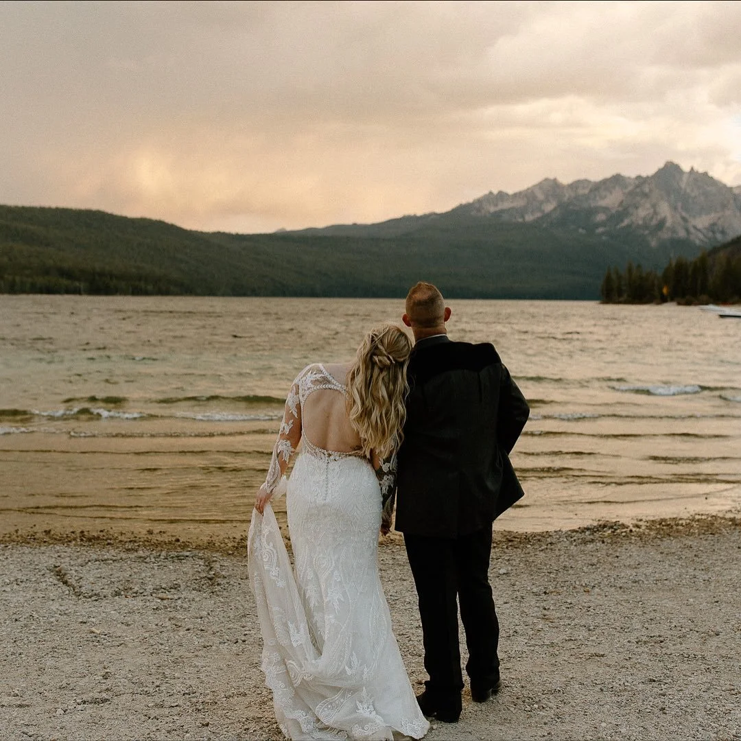 From the sparkling waters of Lake Tahoe to the quiet corners of the Sierra Foothills and the charming views around Foresthill, this intimate wedding celebrated connection, joy, and the start of a beautiful marriage.

For couples who value authentic m