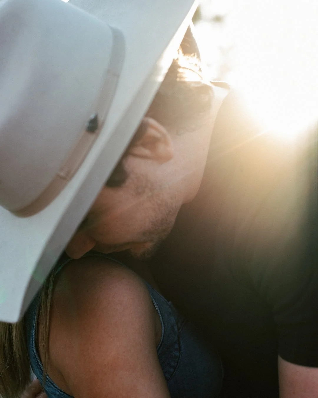 Candid. Soulful. Simple. 🤍

Double tap if you love this kind of simple story.