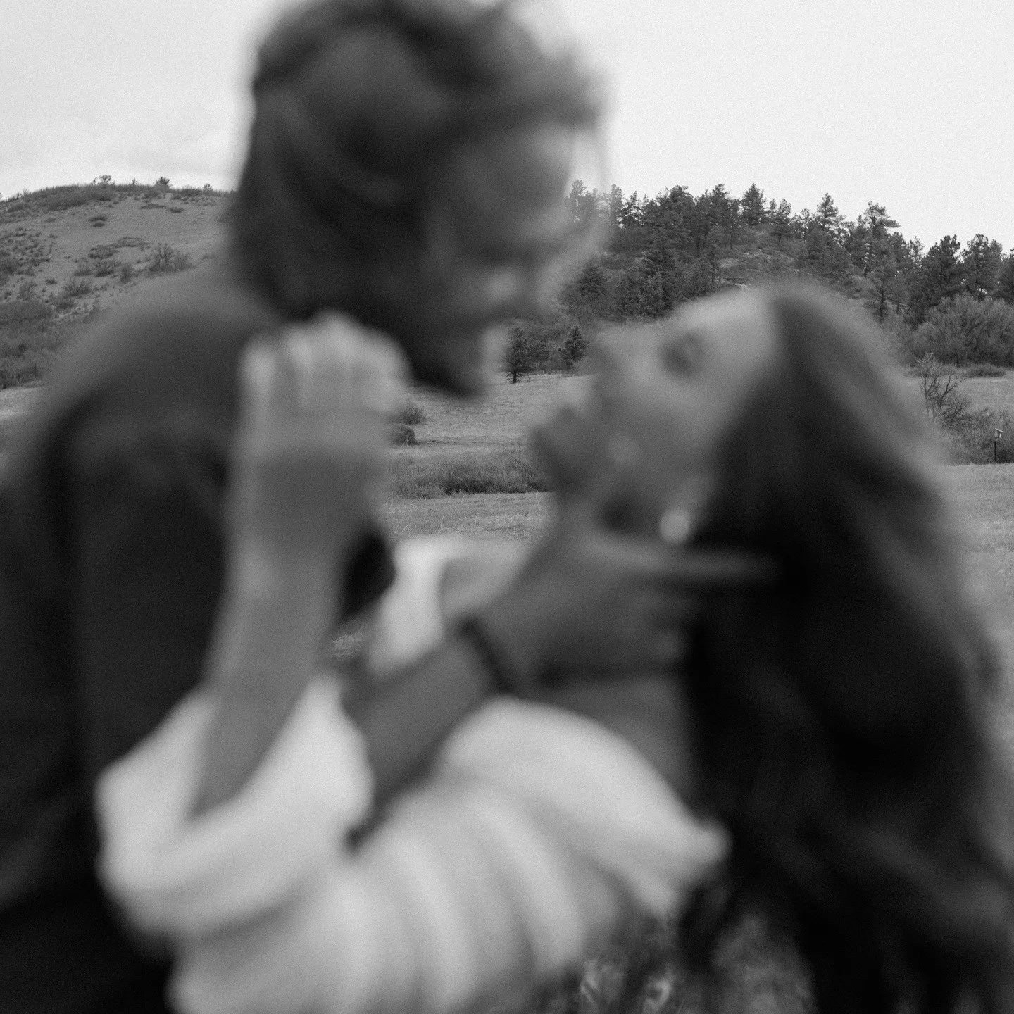 &quot;The little things I never want to forget&hellip; written down, photographed, held tight.&quot;

📖 Let&rsquo;s start your chapter&mdash;couples sessions now booking. Inquire through website in bio.