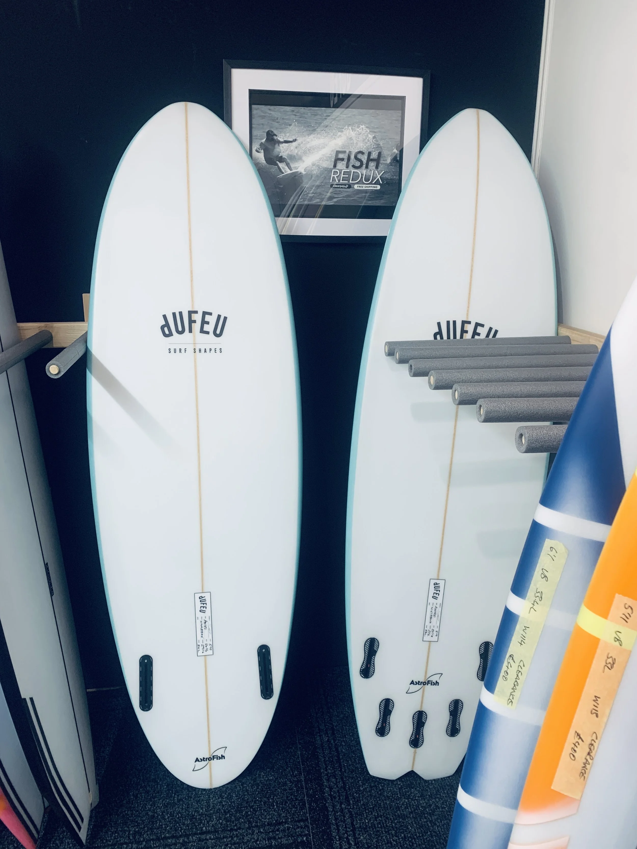 Astro 5’9 x 20 1/8 x 2 1/2 33L FCS2 Tri/quad