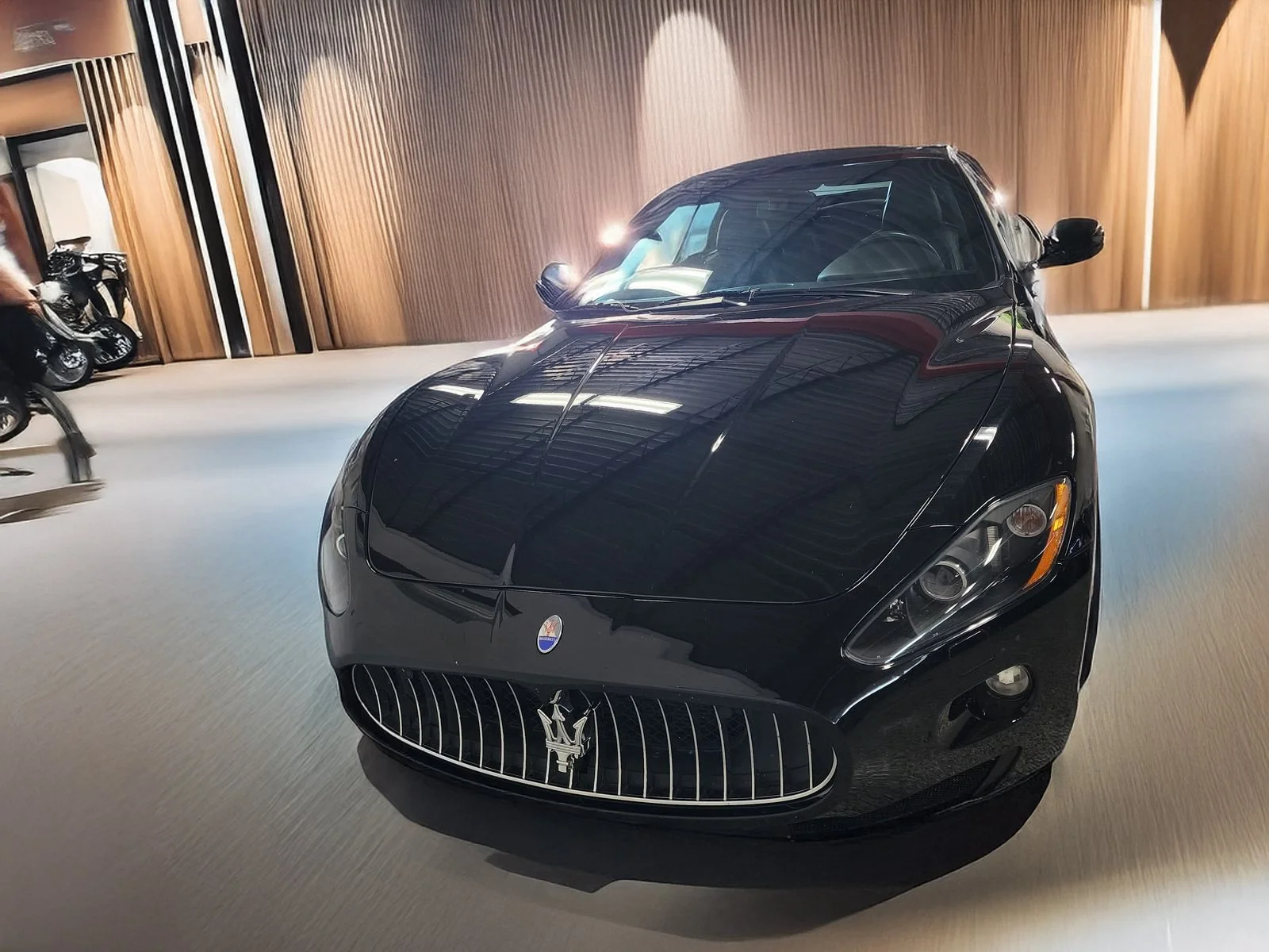 Maserati GranTurismo S 4,7L
En av de eksotiske cabrioletene som for tiden stiger i popularitet. En helt unik kjøreopplevelse!