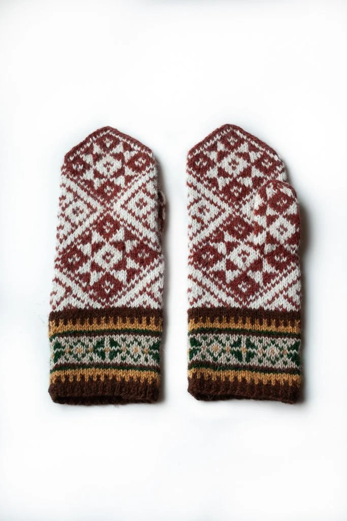 Handknit_Mittens-11.jpg