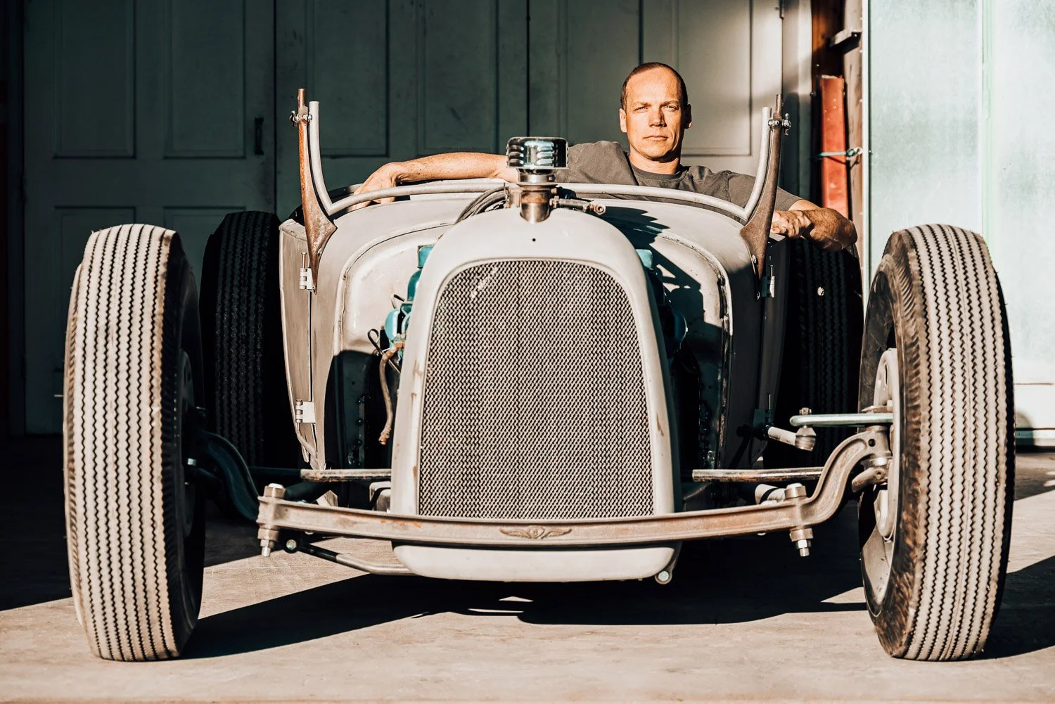 Dustin and the Shop1.jpg